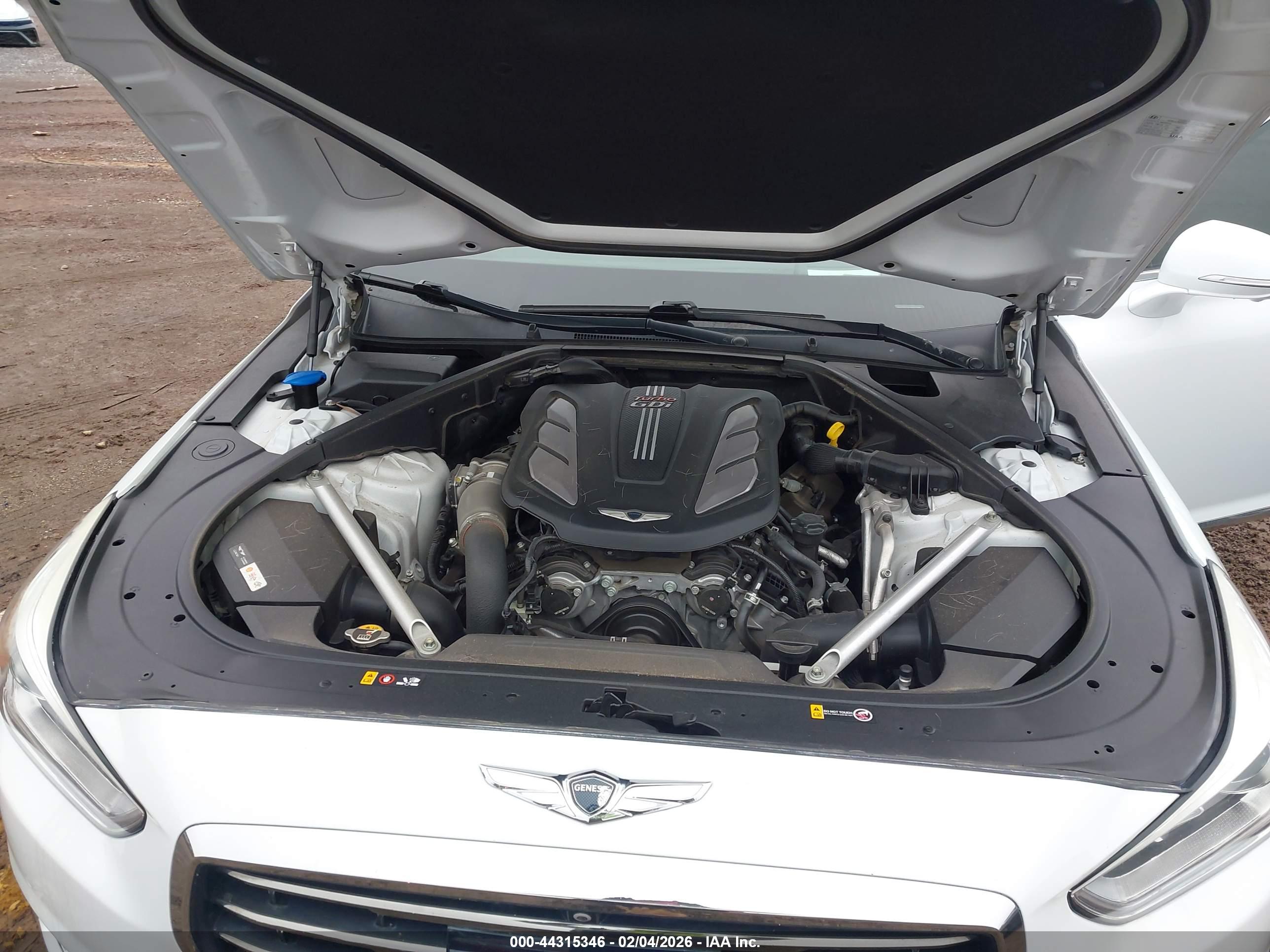 GENESIS G90 image 10