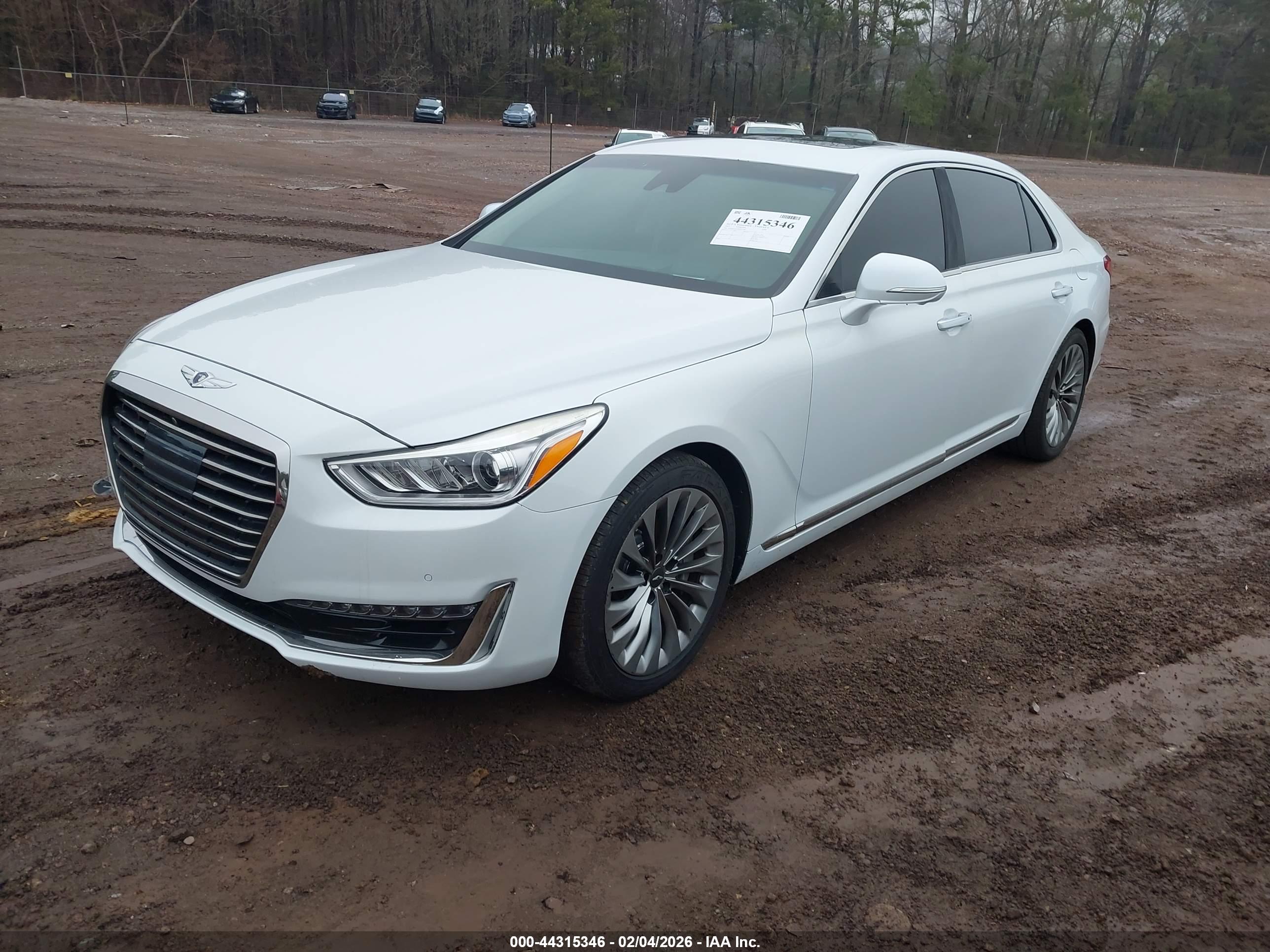 GENESIS G90 image 2
