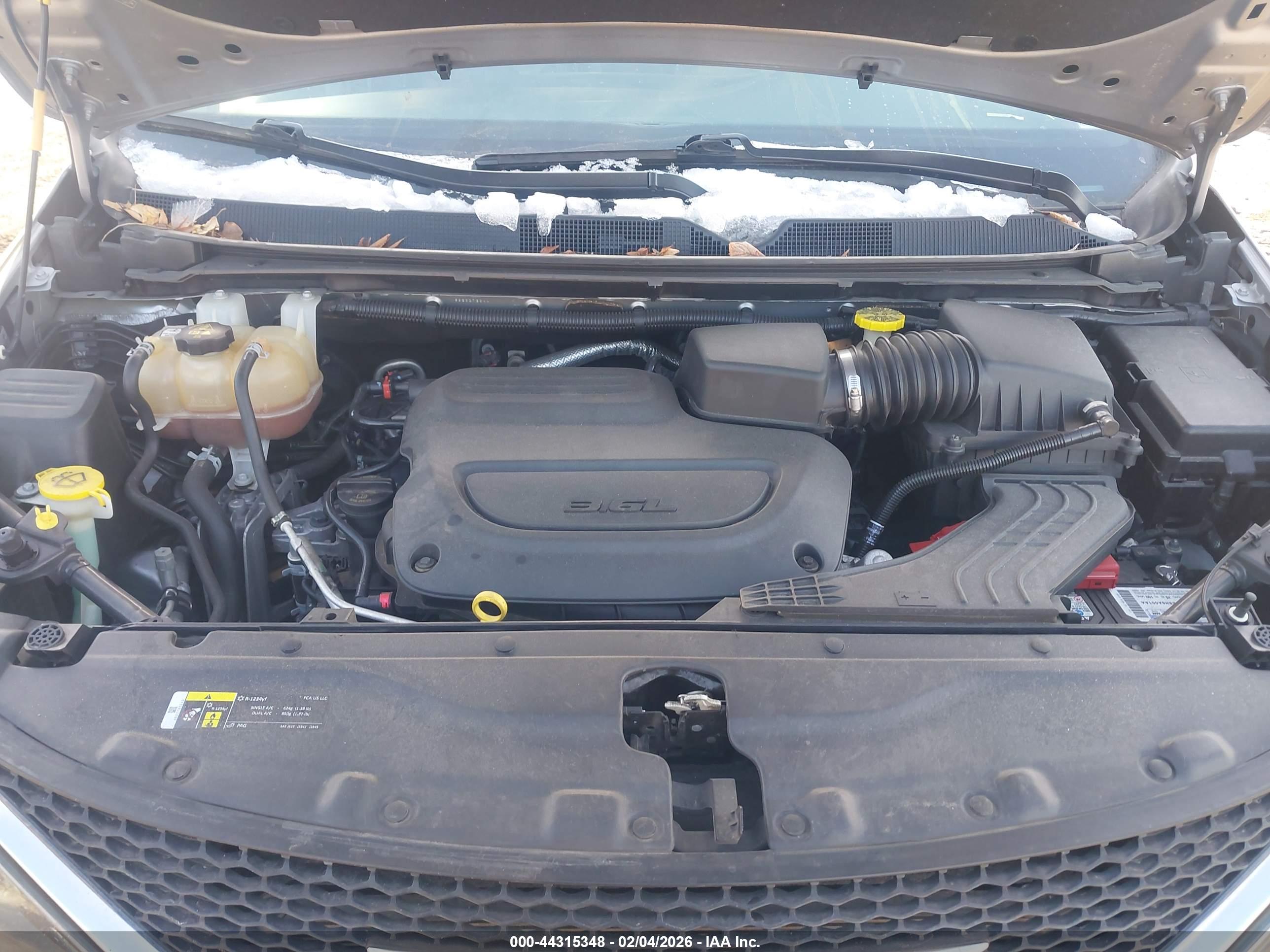 CHRYSLER VOYAGER image 10