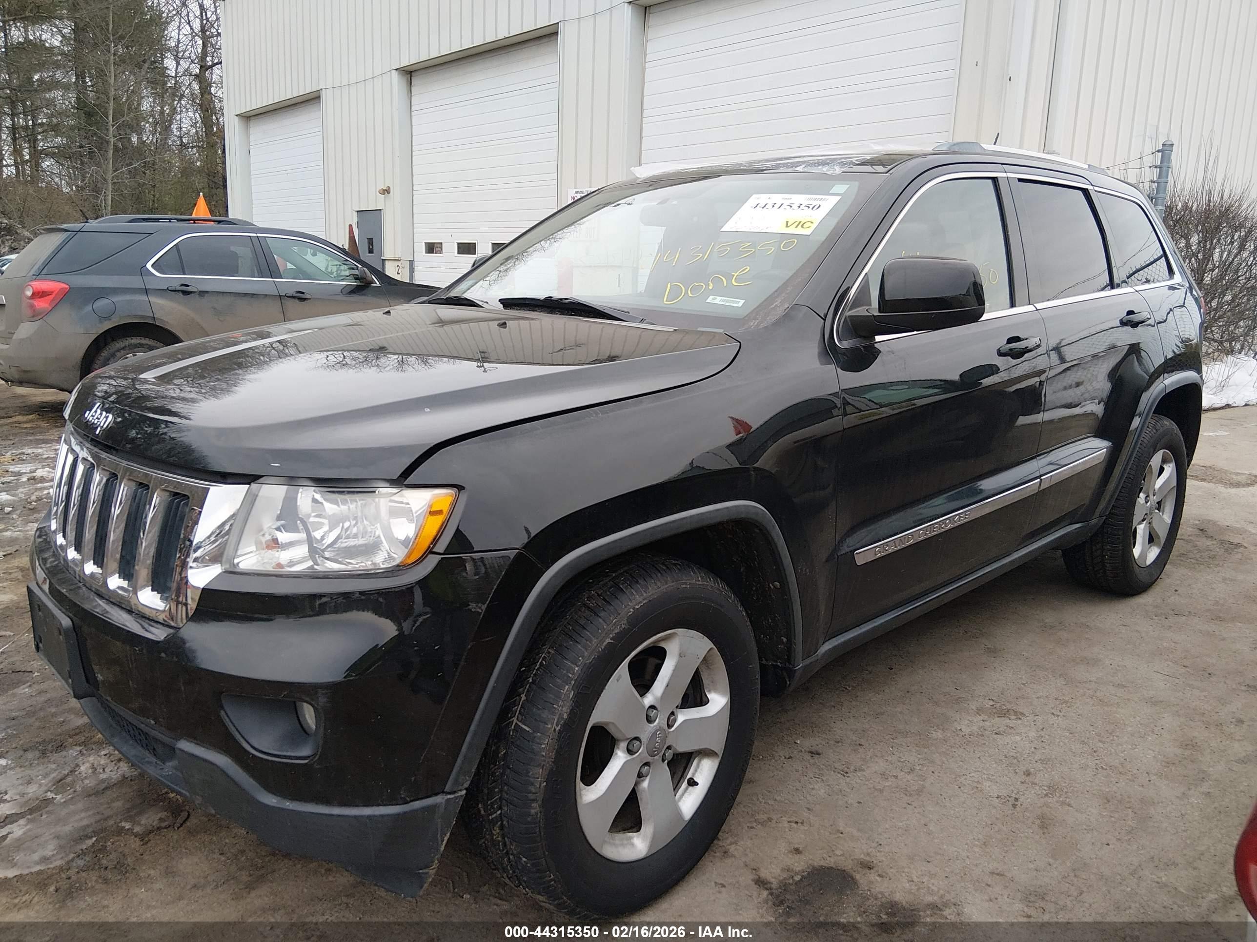 JEEP GRAND image 2