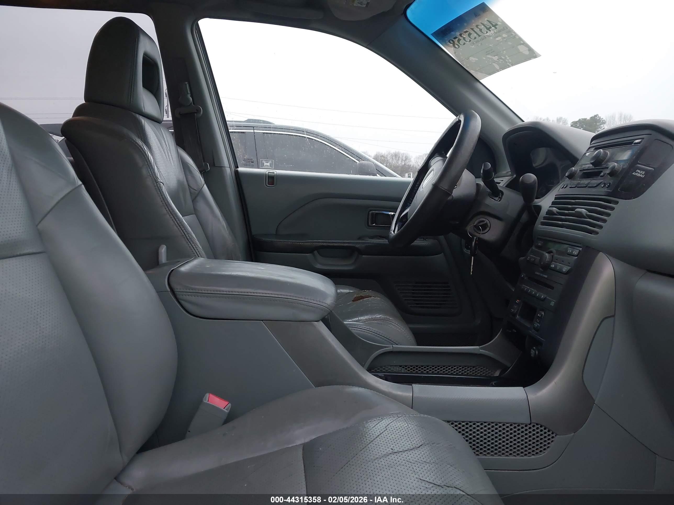 HONDA PILOT image 5