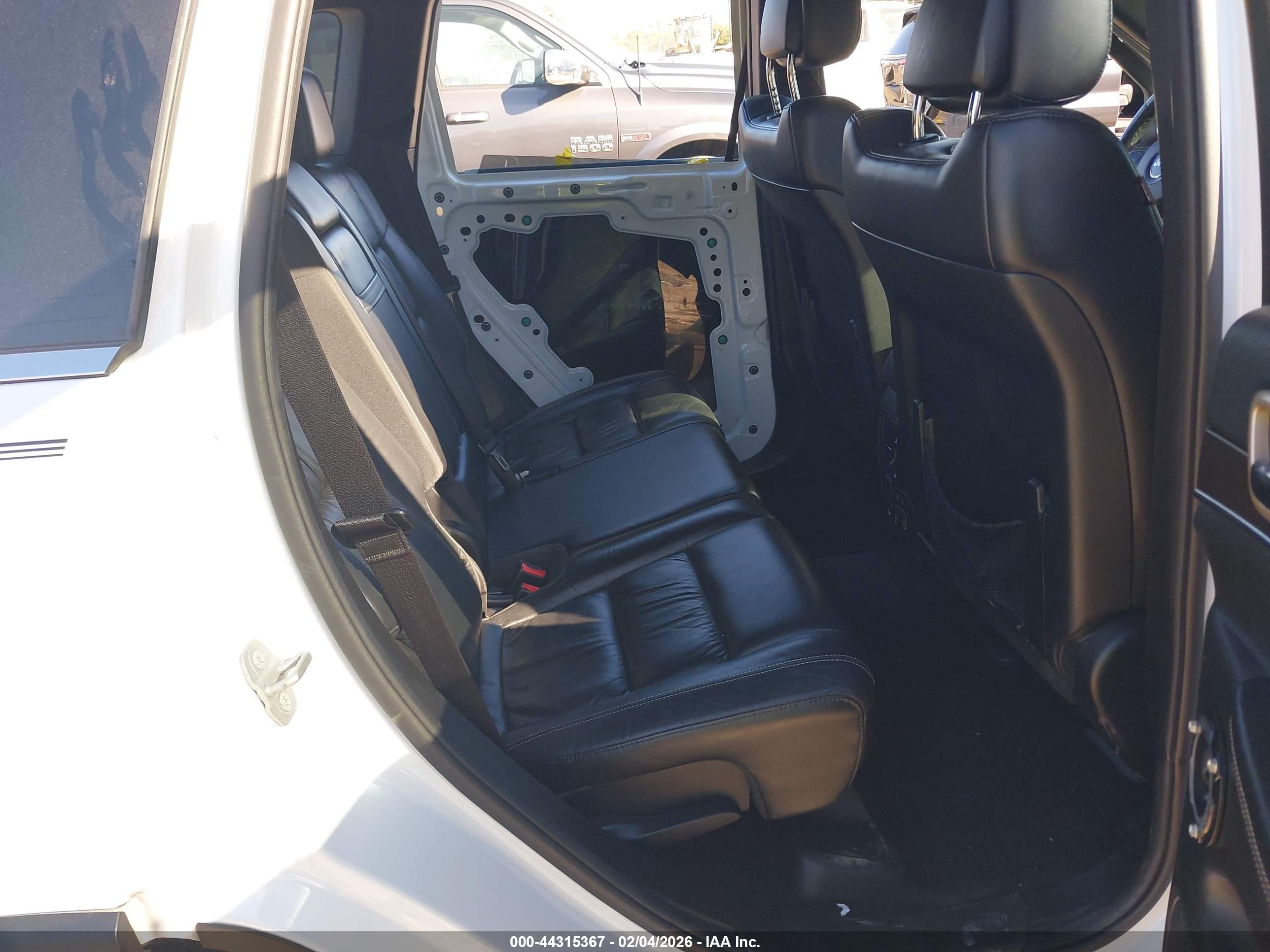 JEEP GRAND image 8