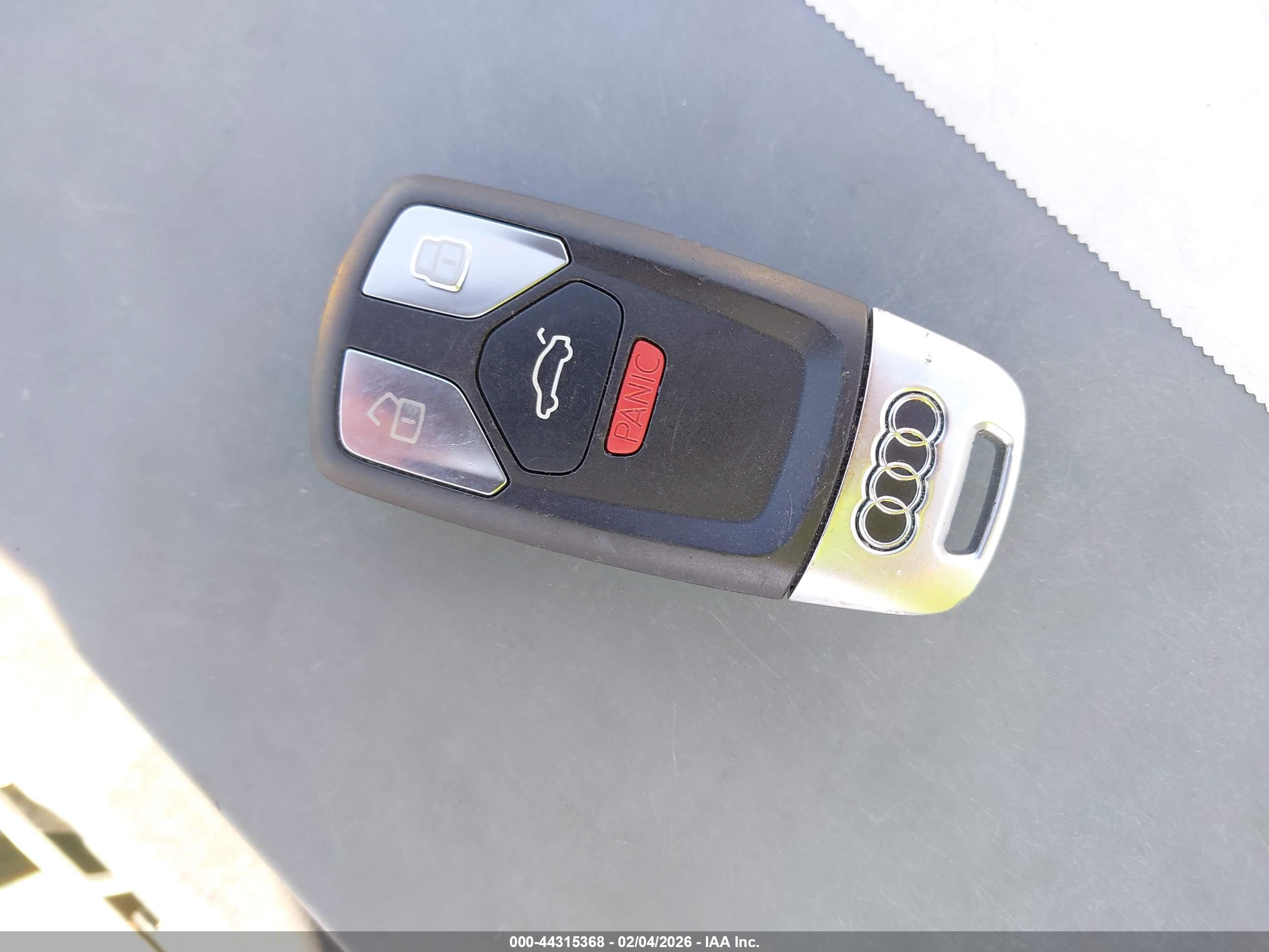 AUDI Q5 image 11