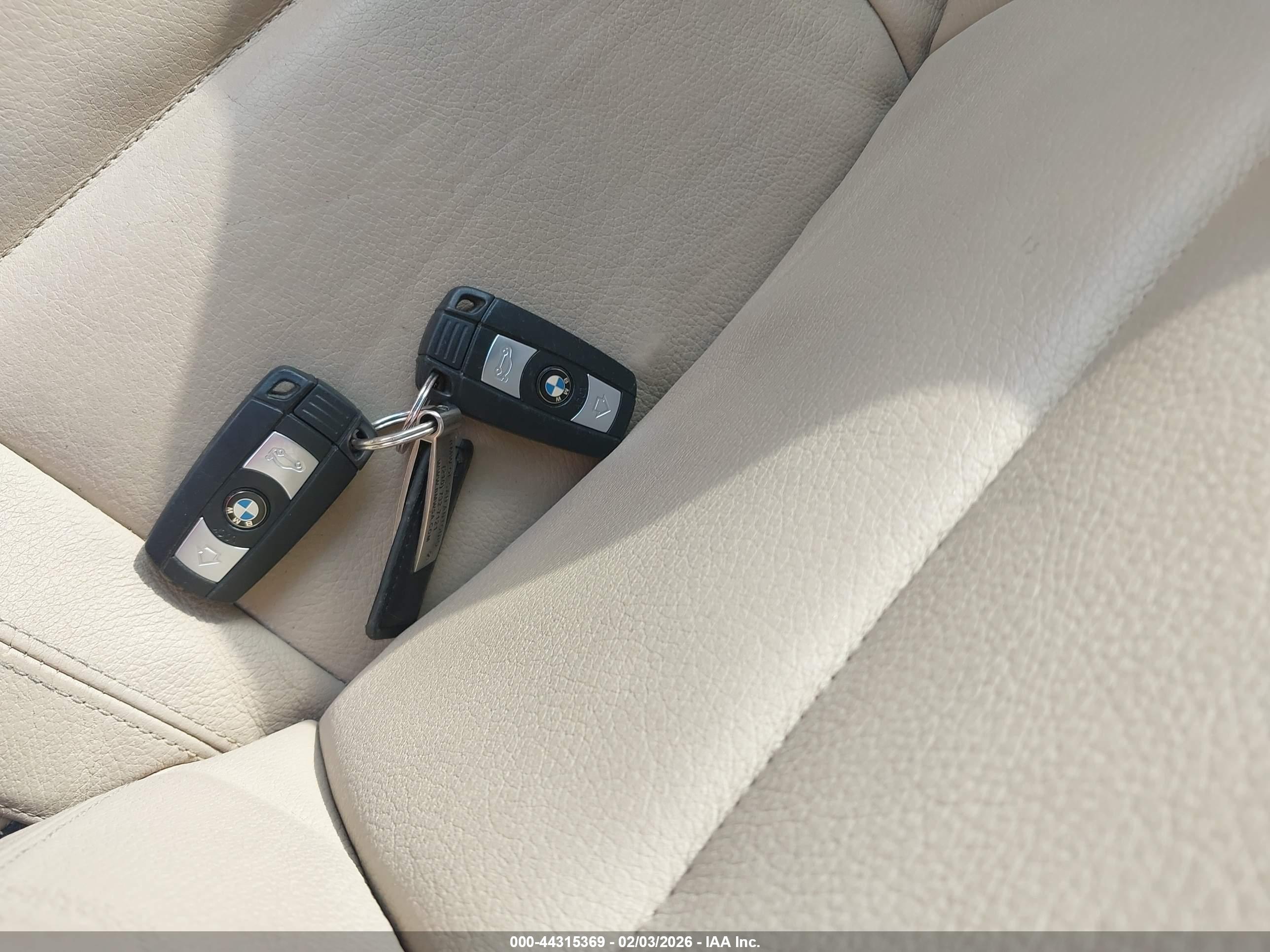 BMW 135I image 11