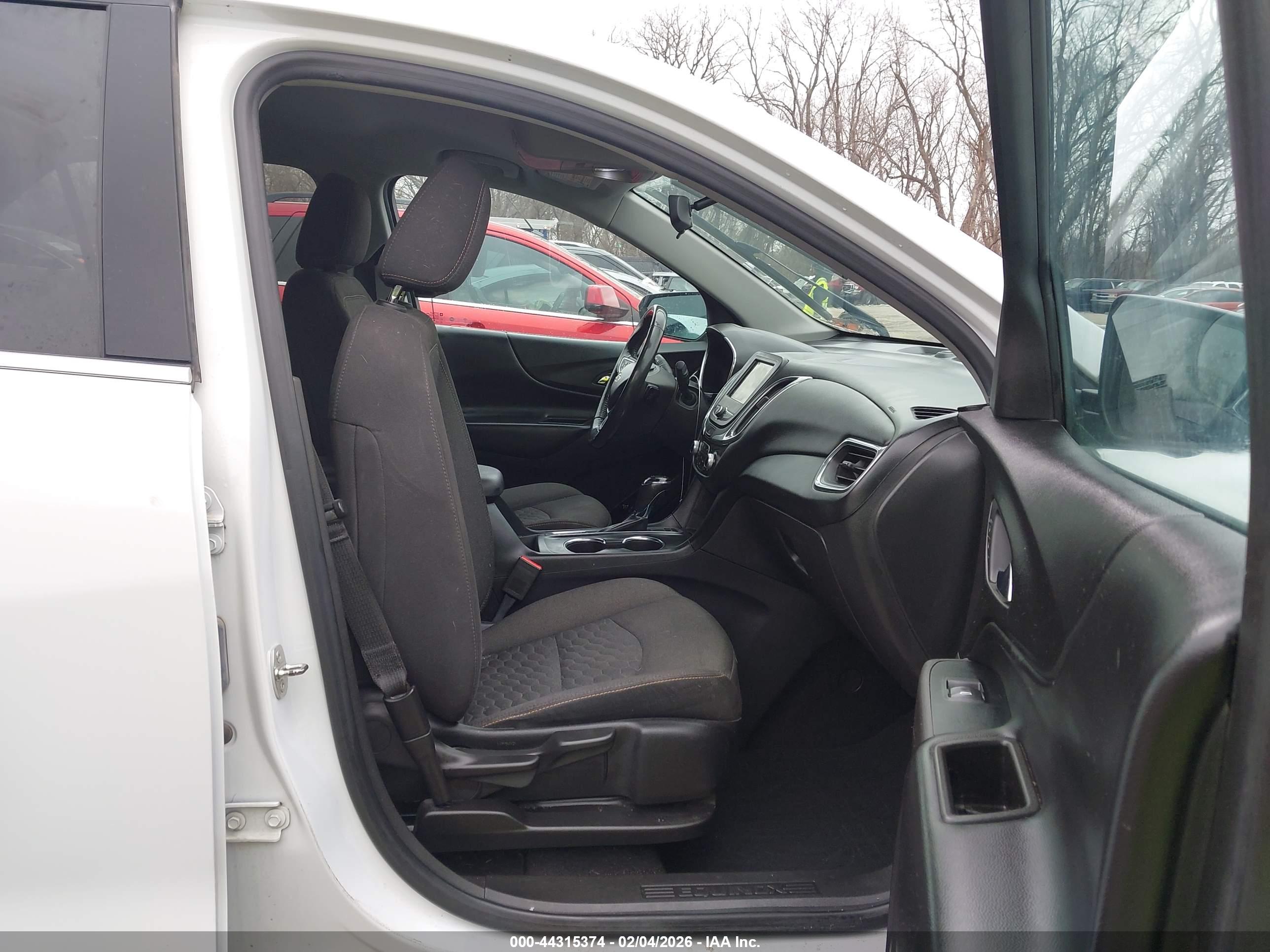CHEVROLET EQUINOX image 5