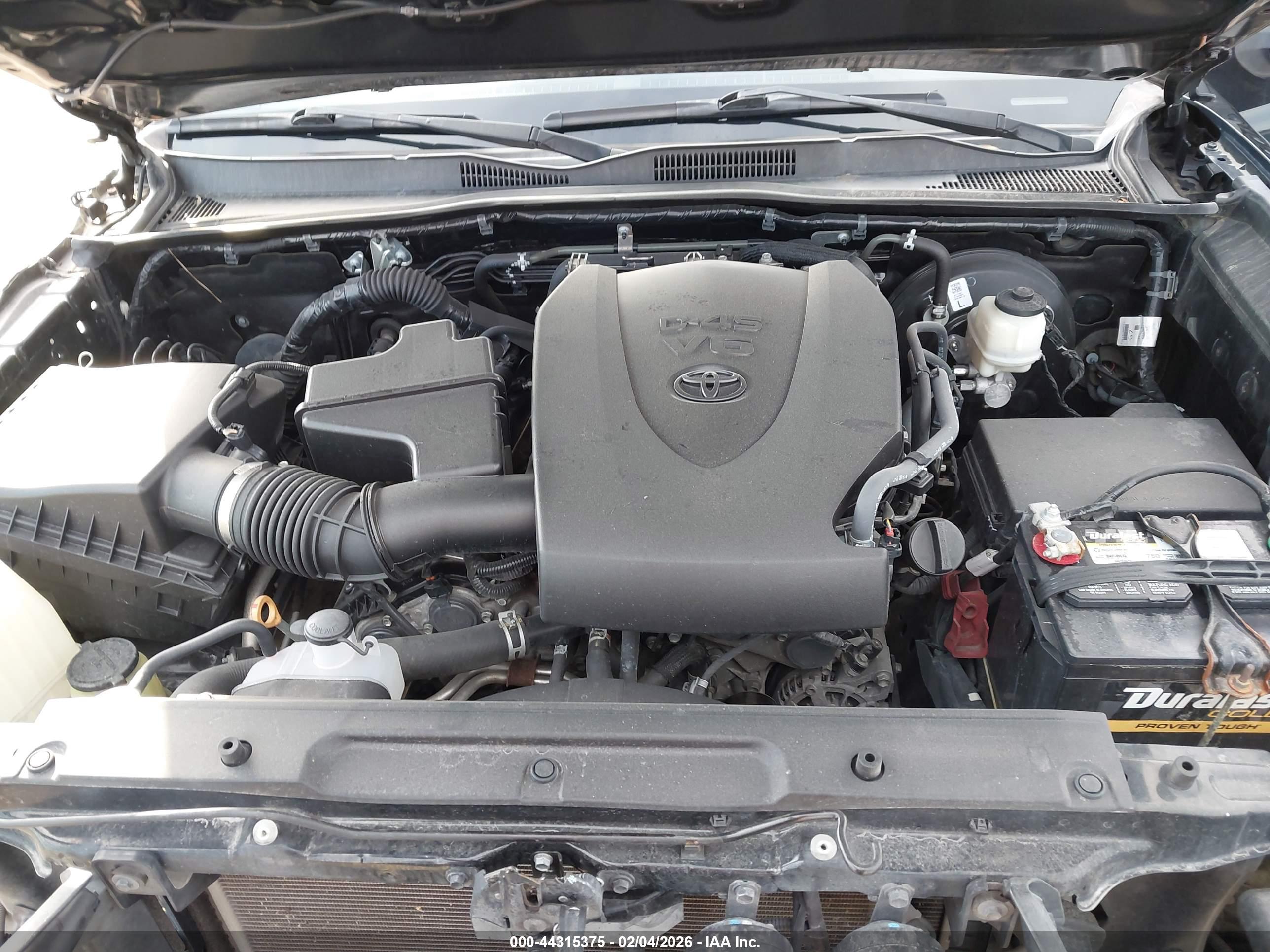 TOYOTA TACOMA image 10
