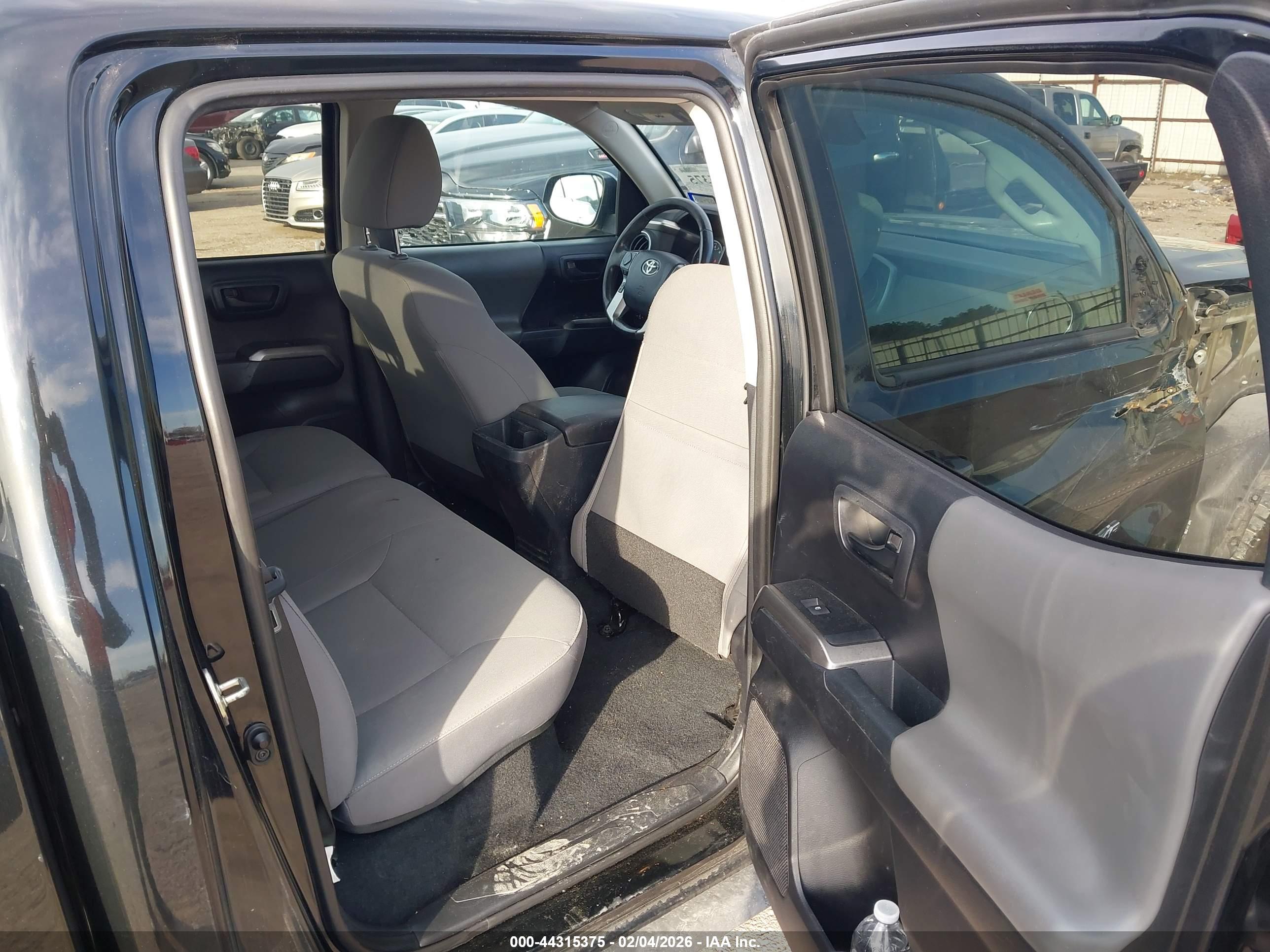 TOYOTA TACOMA image 8