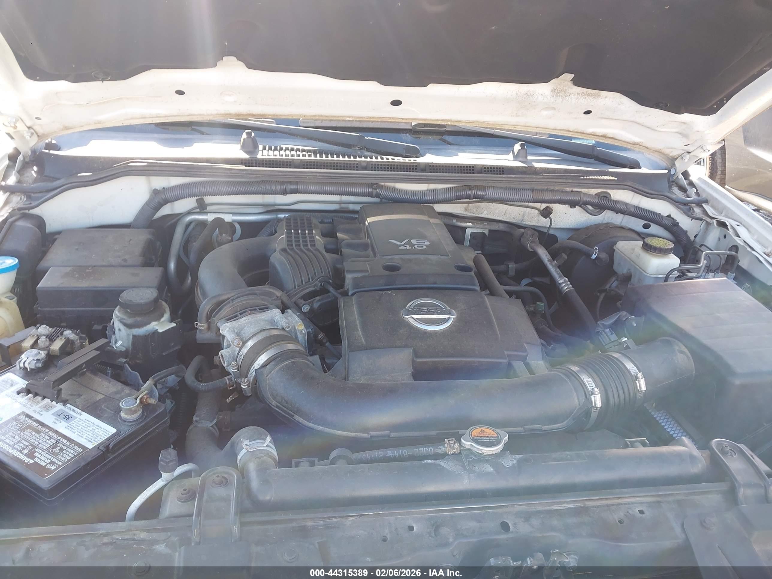 NISSAN FRONTIER image 10