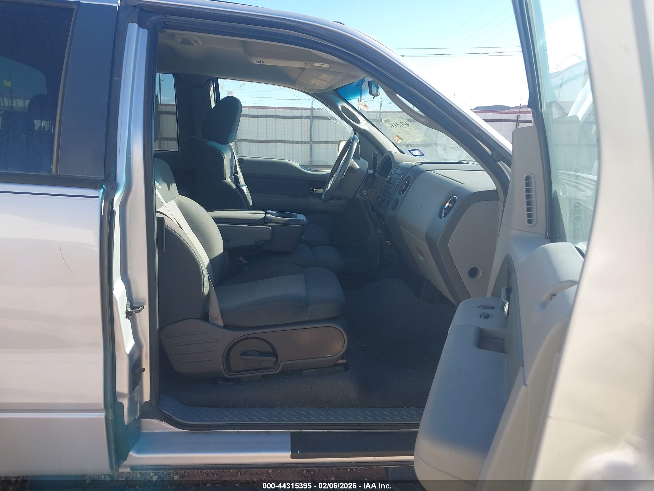 FORD F-150 image 5