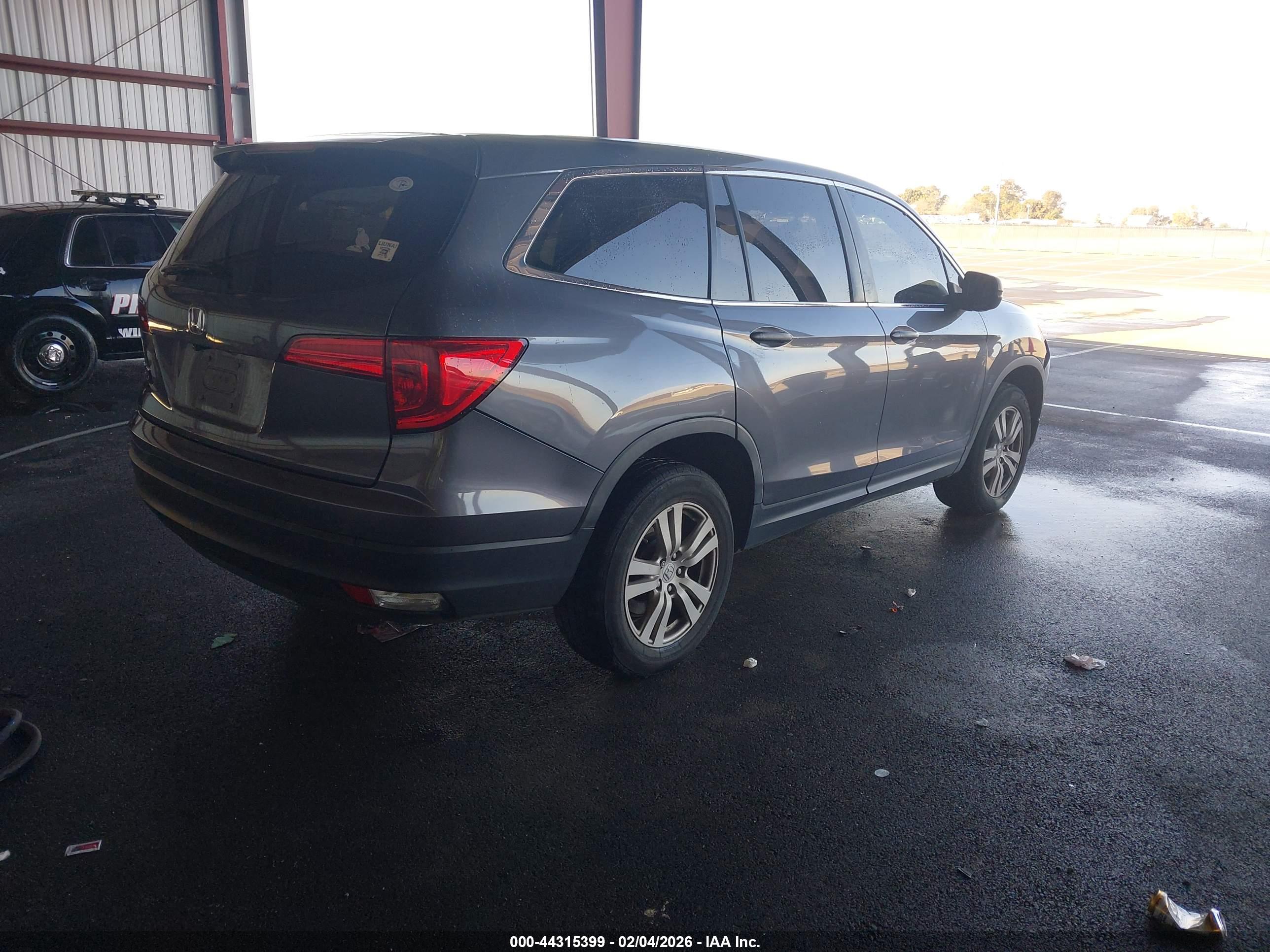 HONDA PILOT image 4