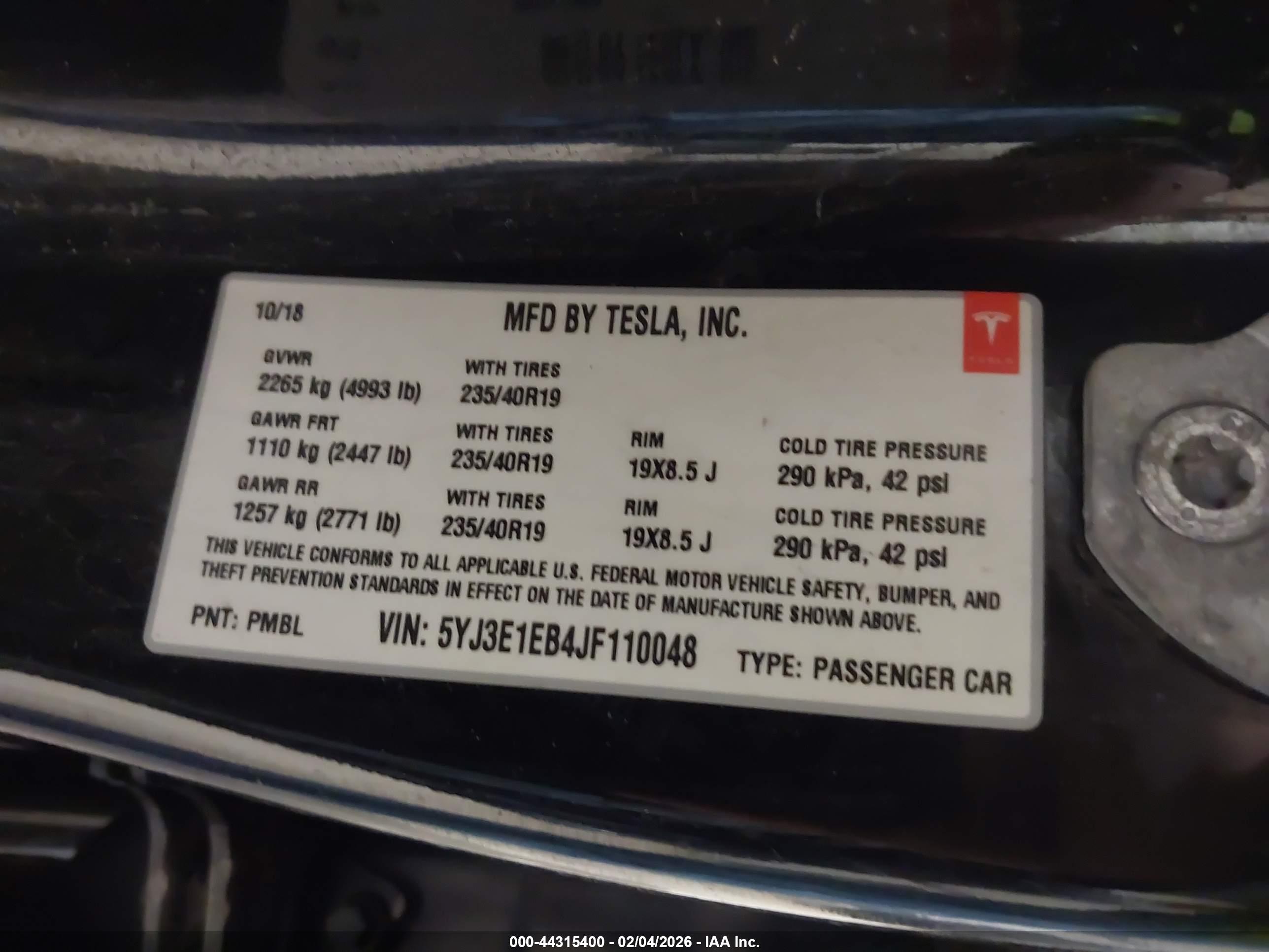 TESLA MODEL image 9