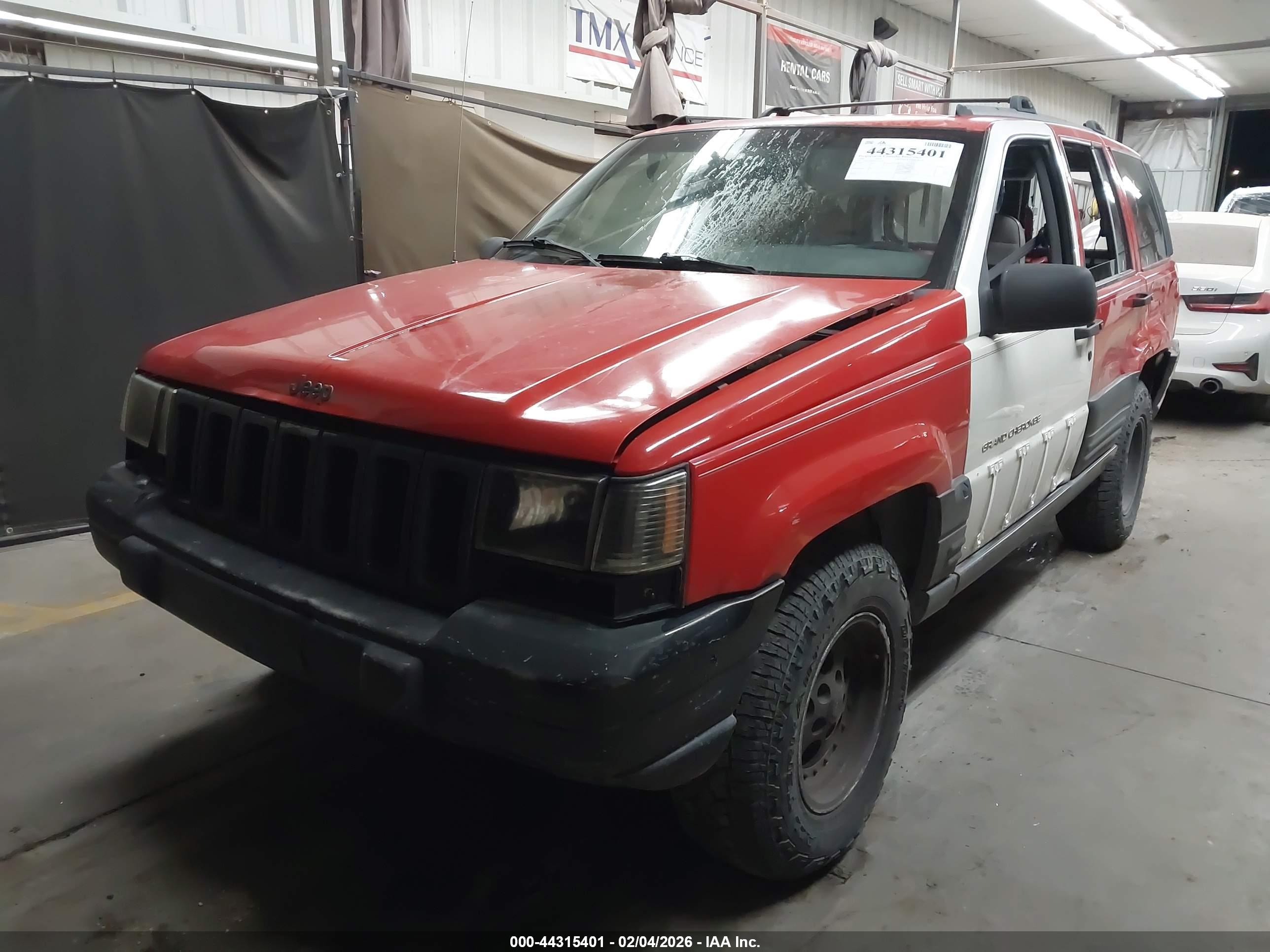 JEEP GRAND image 2