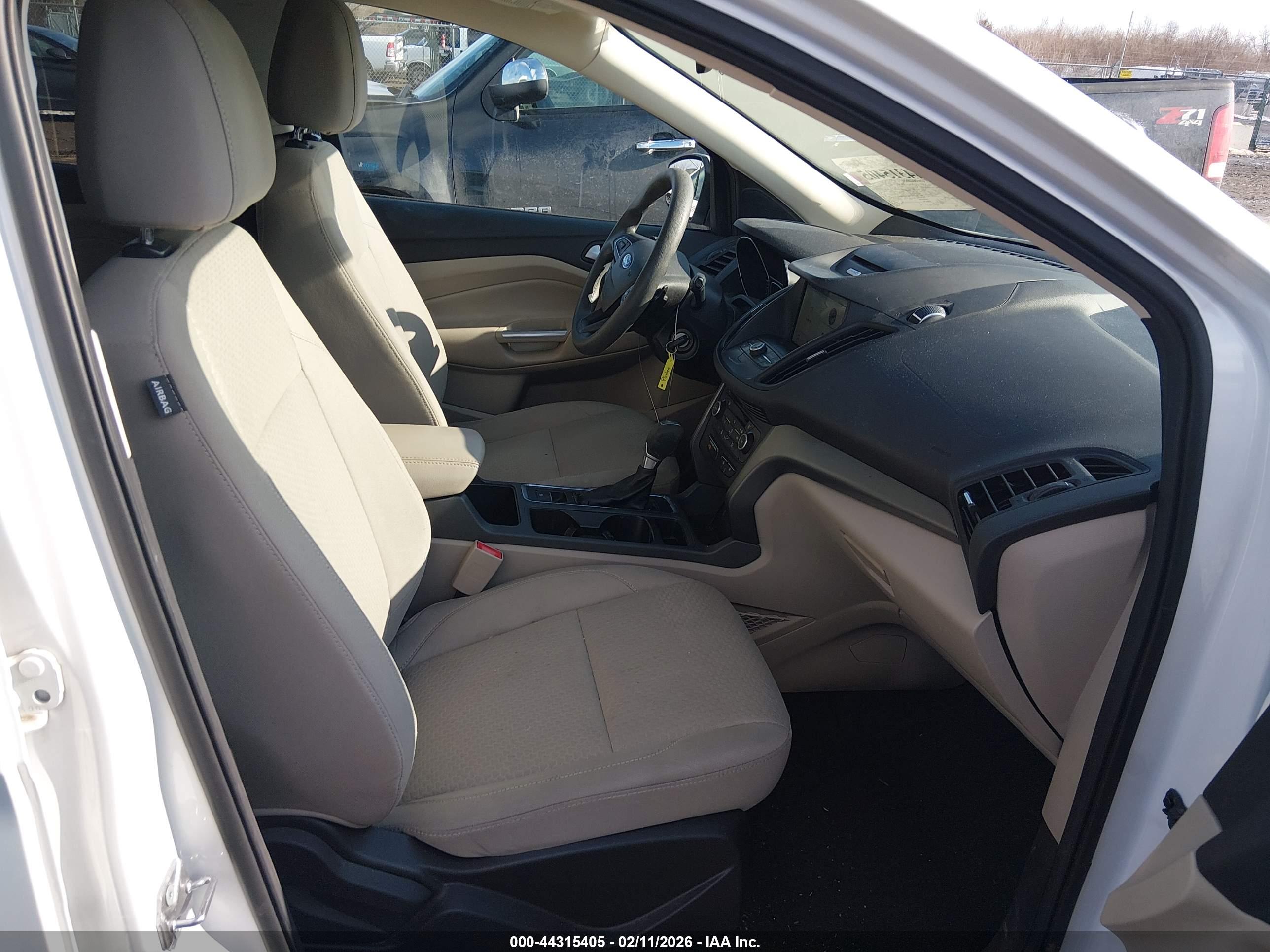 FORD ESCAPE image 5