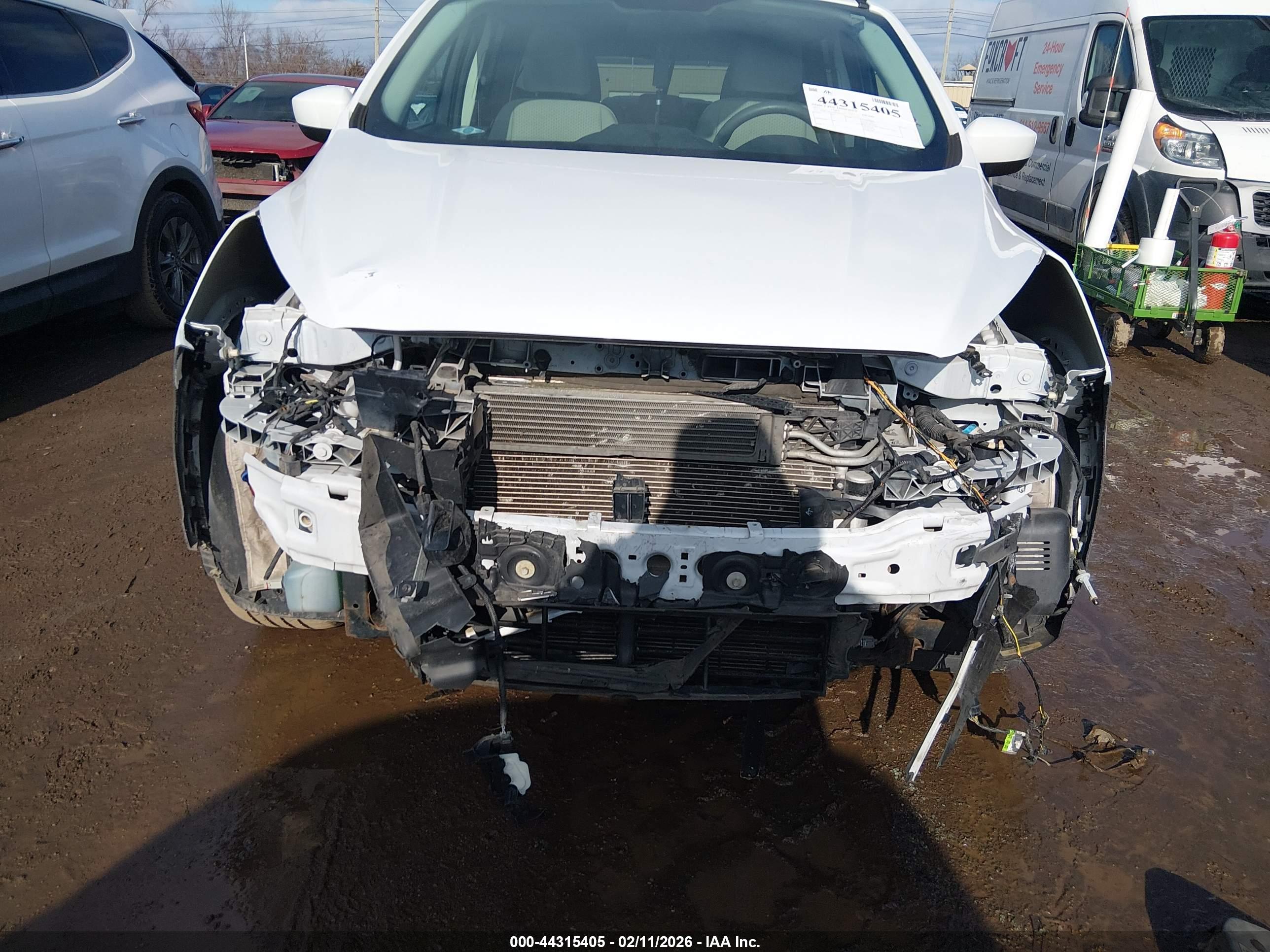 FORD ESCAPE image 6