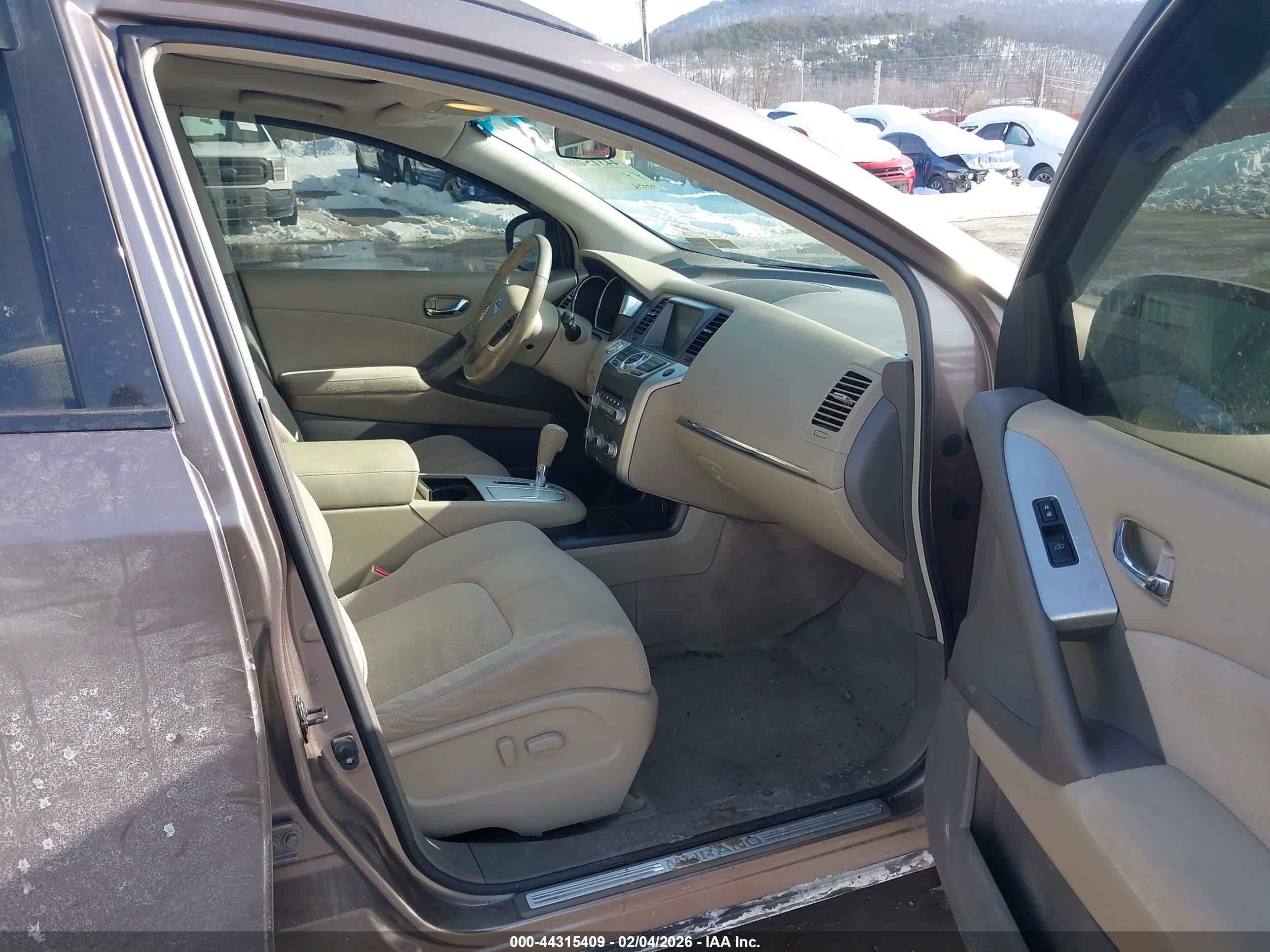 NISSAN MURANO image 5