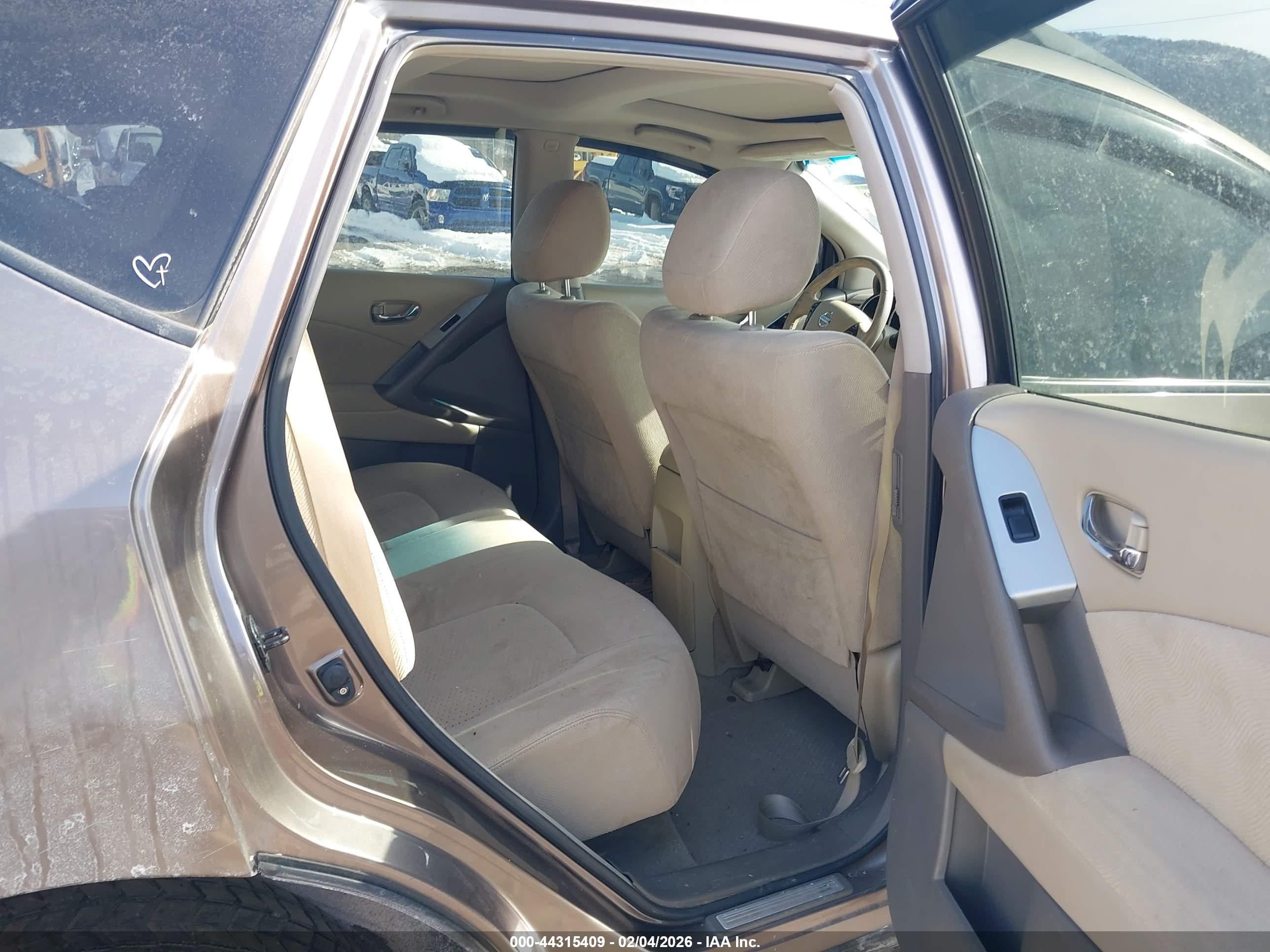 NISSAN MURANO image 8
