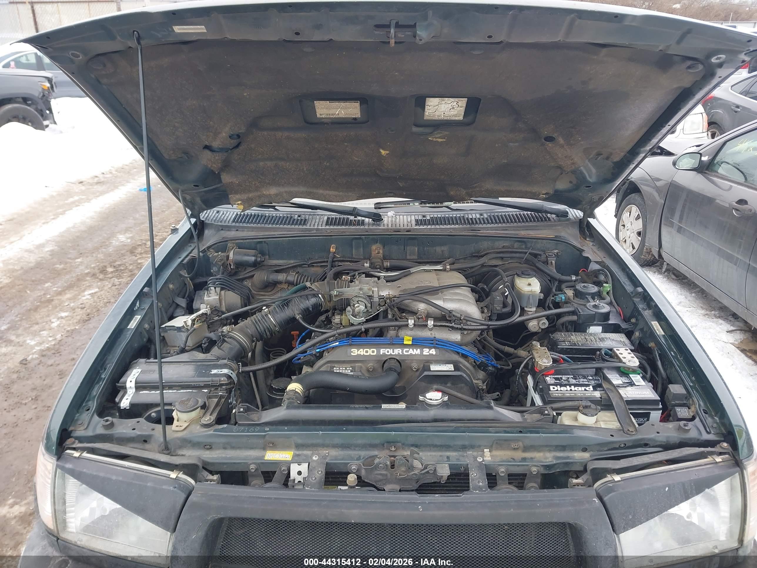 TOYOTA 4RUNNER image 10