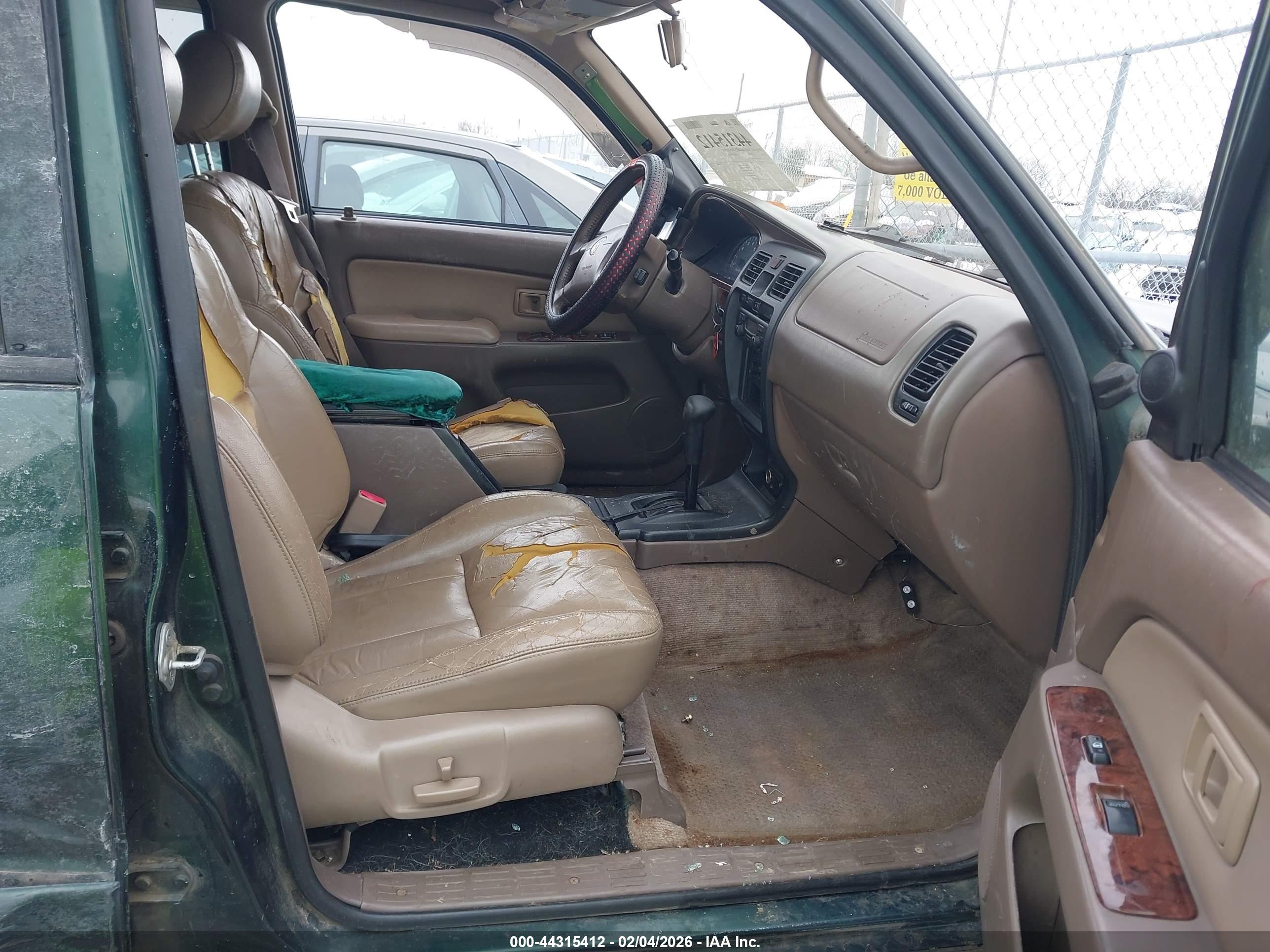 TOYOTA 4RUNNER image 5
