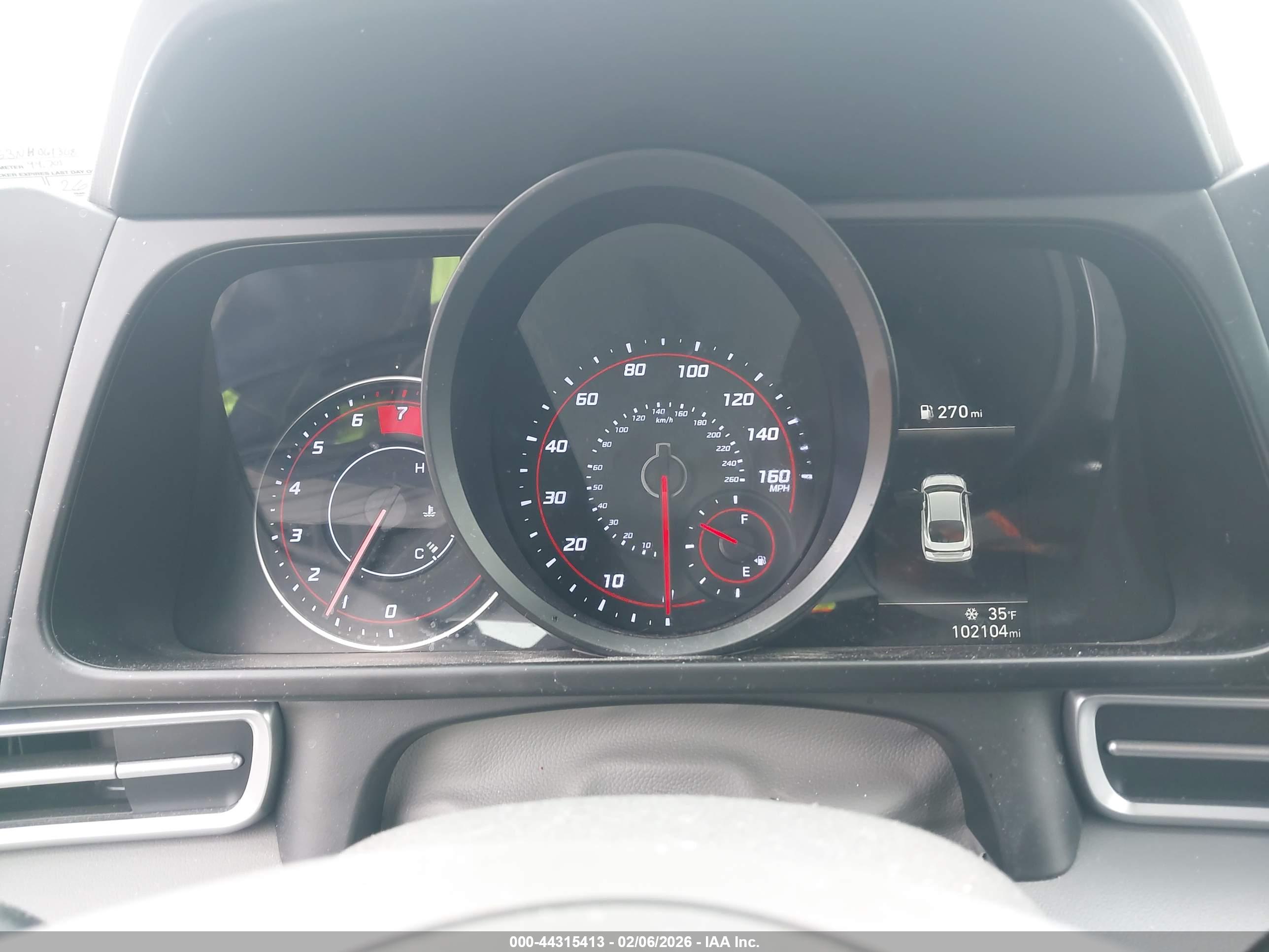 HYUNDAI ELANTRA image 7