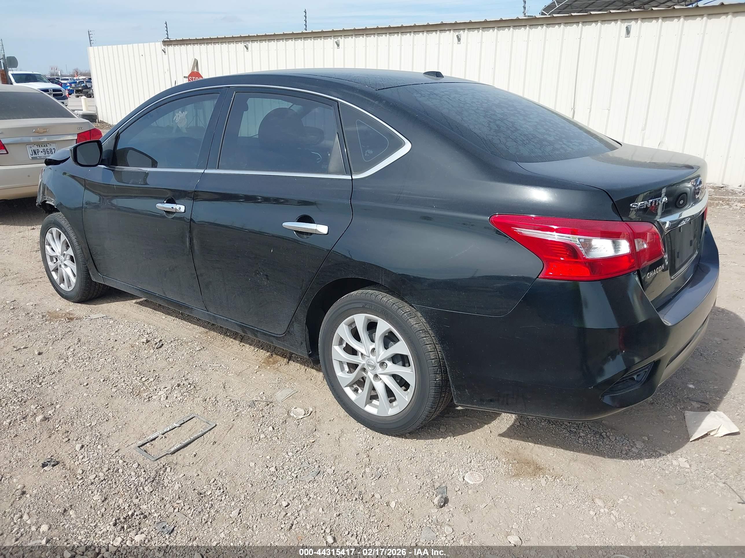 NISSAN SENTRA image 3