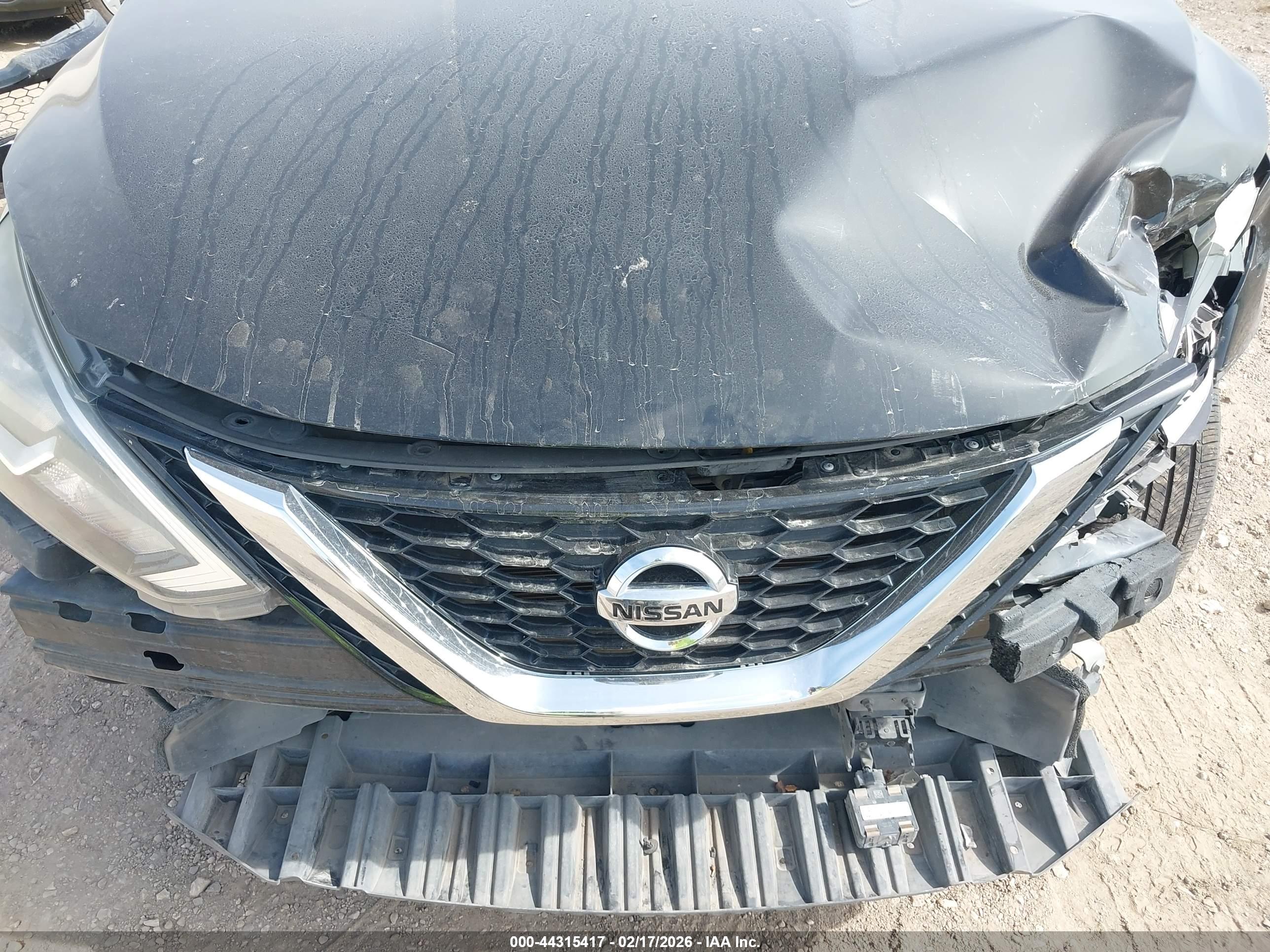 NISSAN SENTRA image 6