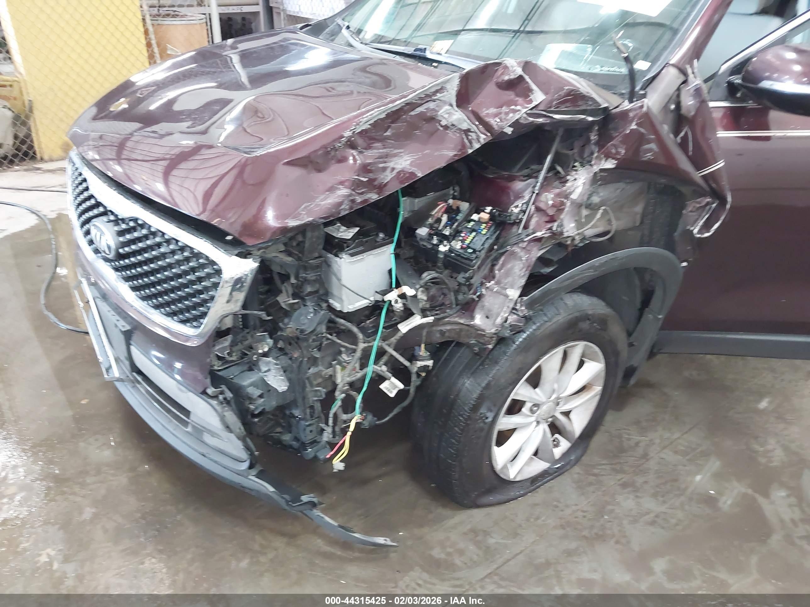 KIA SORENTO image 6