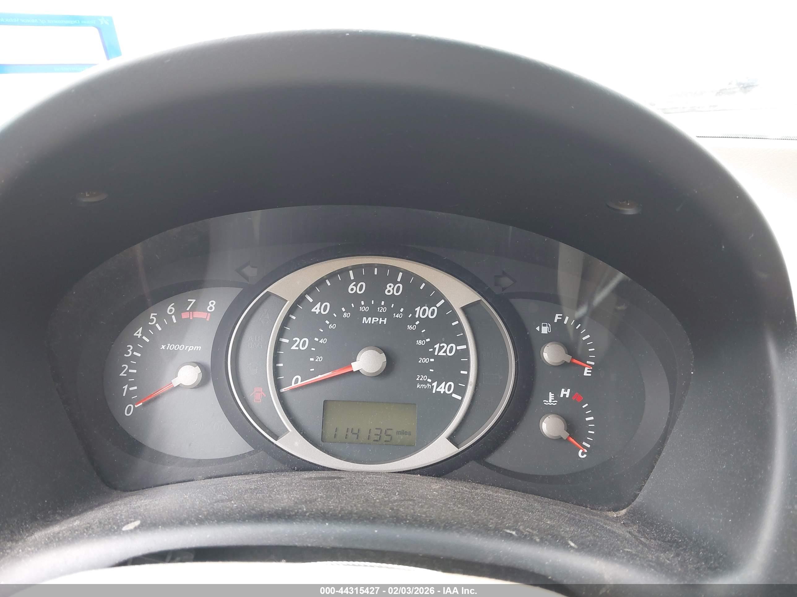 HYUNDAI TUCSON image 7