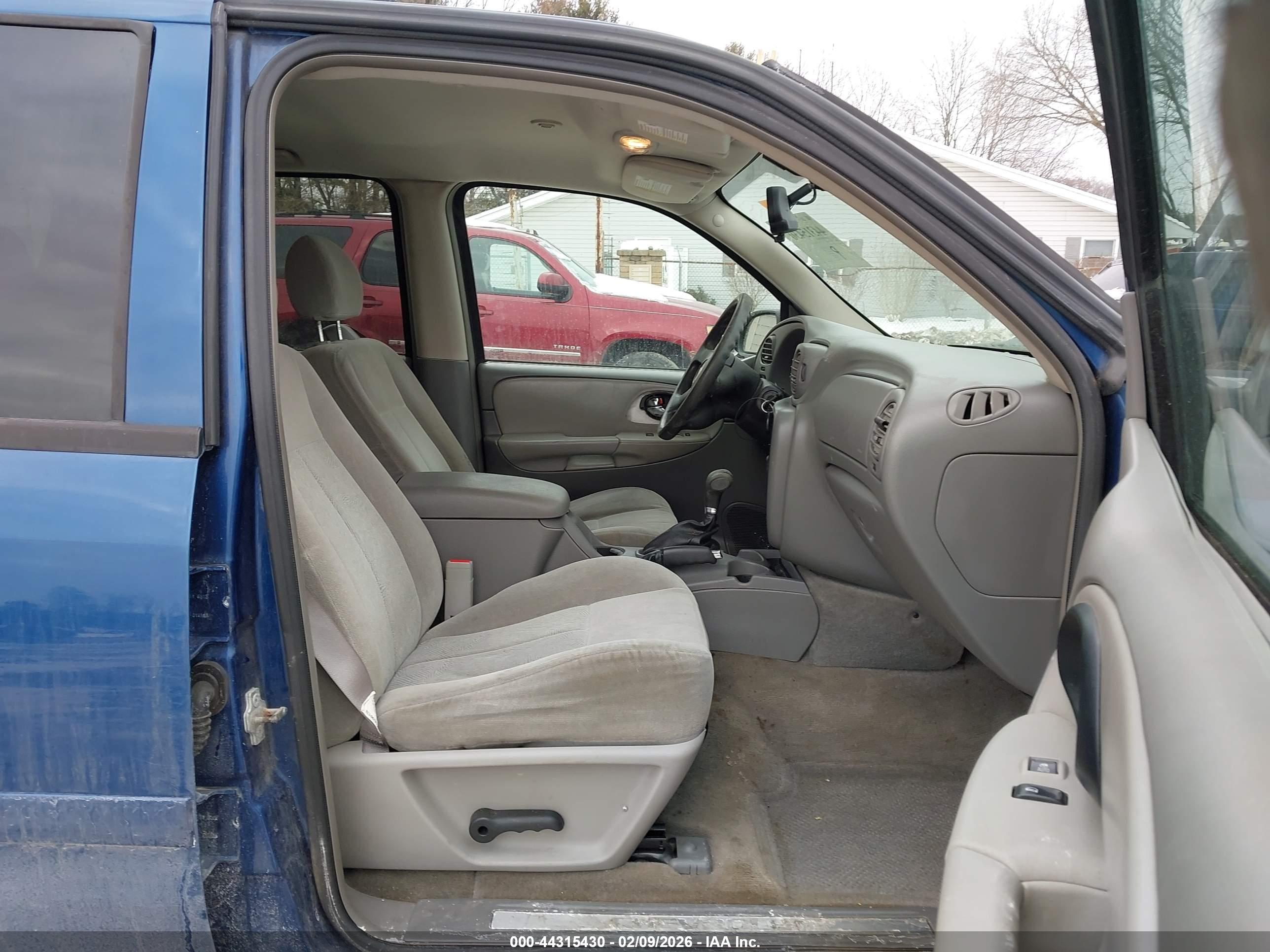 CHEVROLET TRAILBLAZER image 5