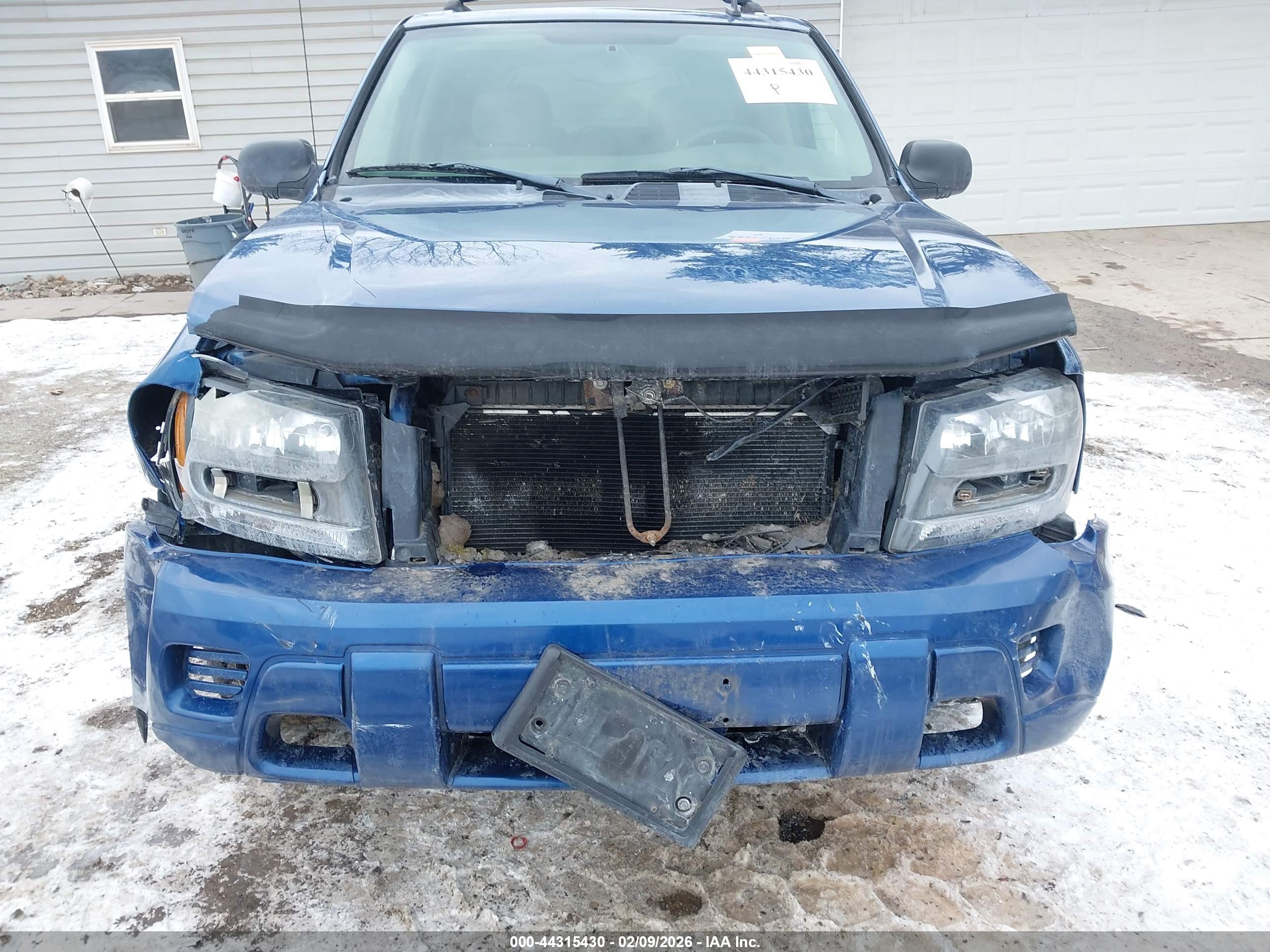 CHEVROLET TRAILBLAZER image 6