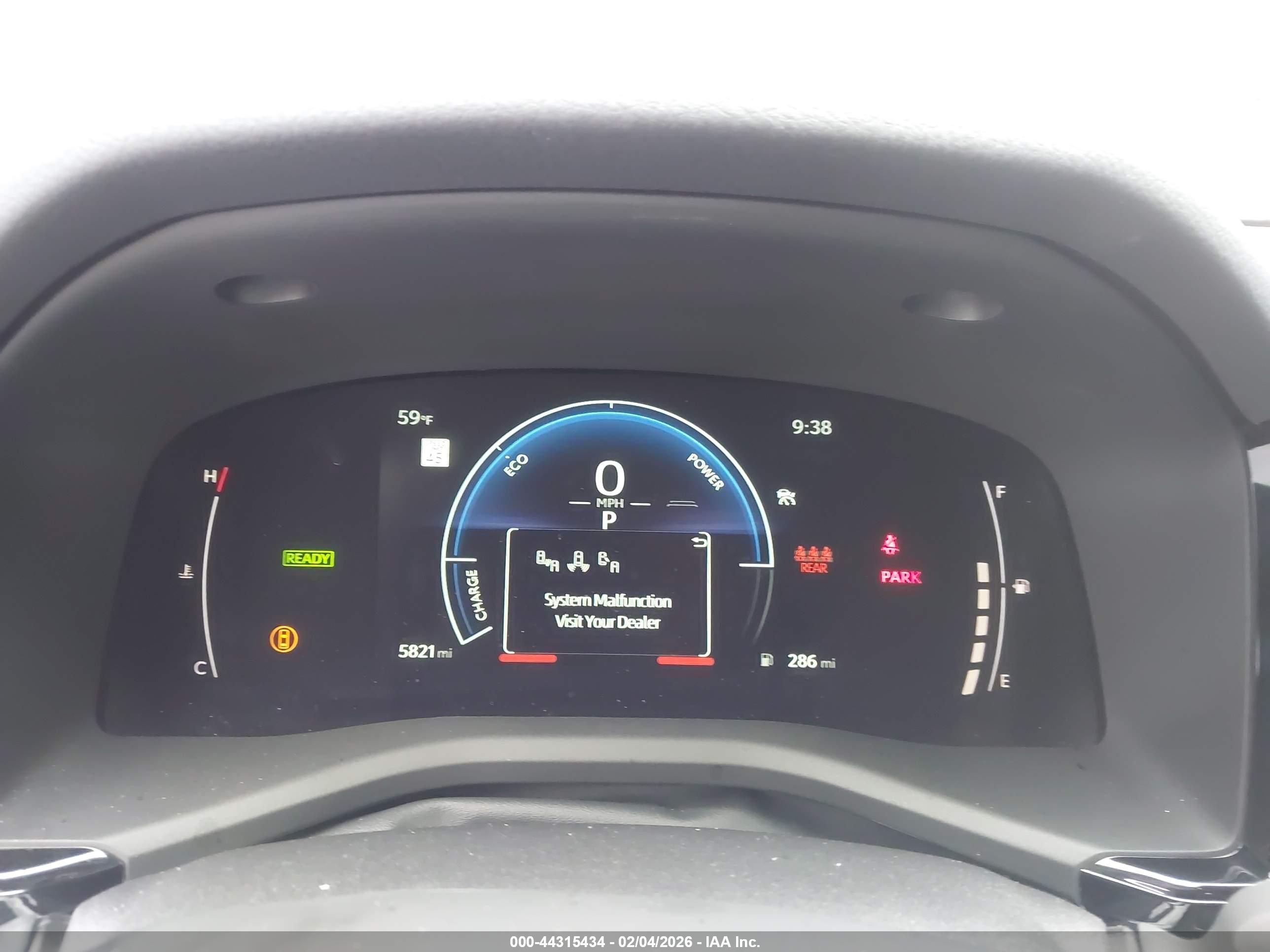 TOYOTA CAMRY image 7