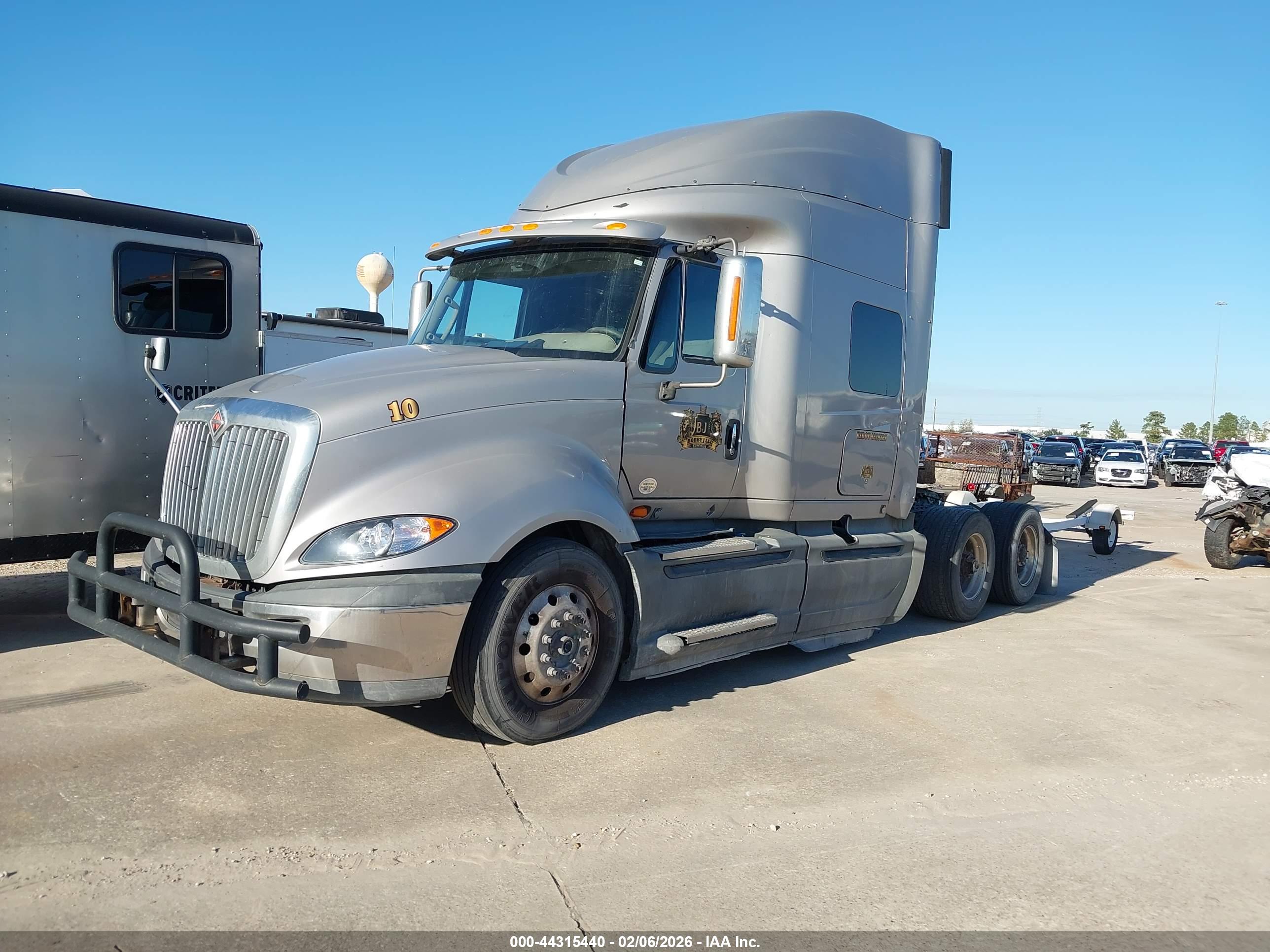 INTERNATIONAL PROSTAR image 2