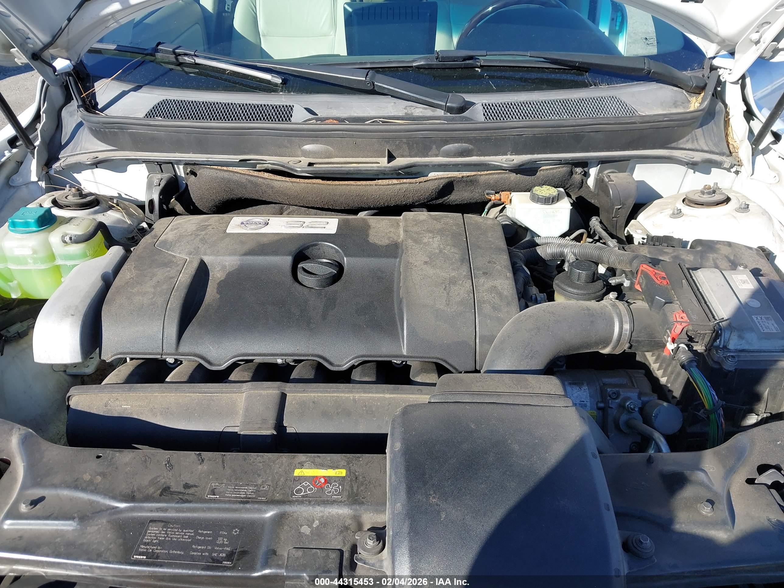 VOLVO XC90 image 10