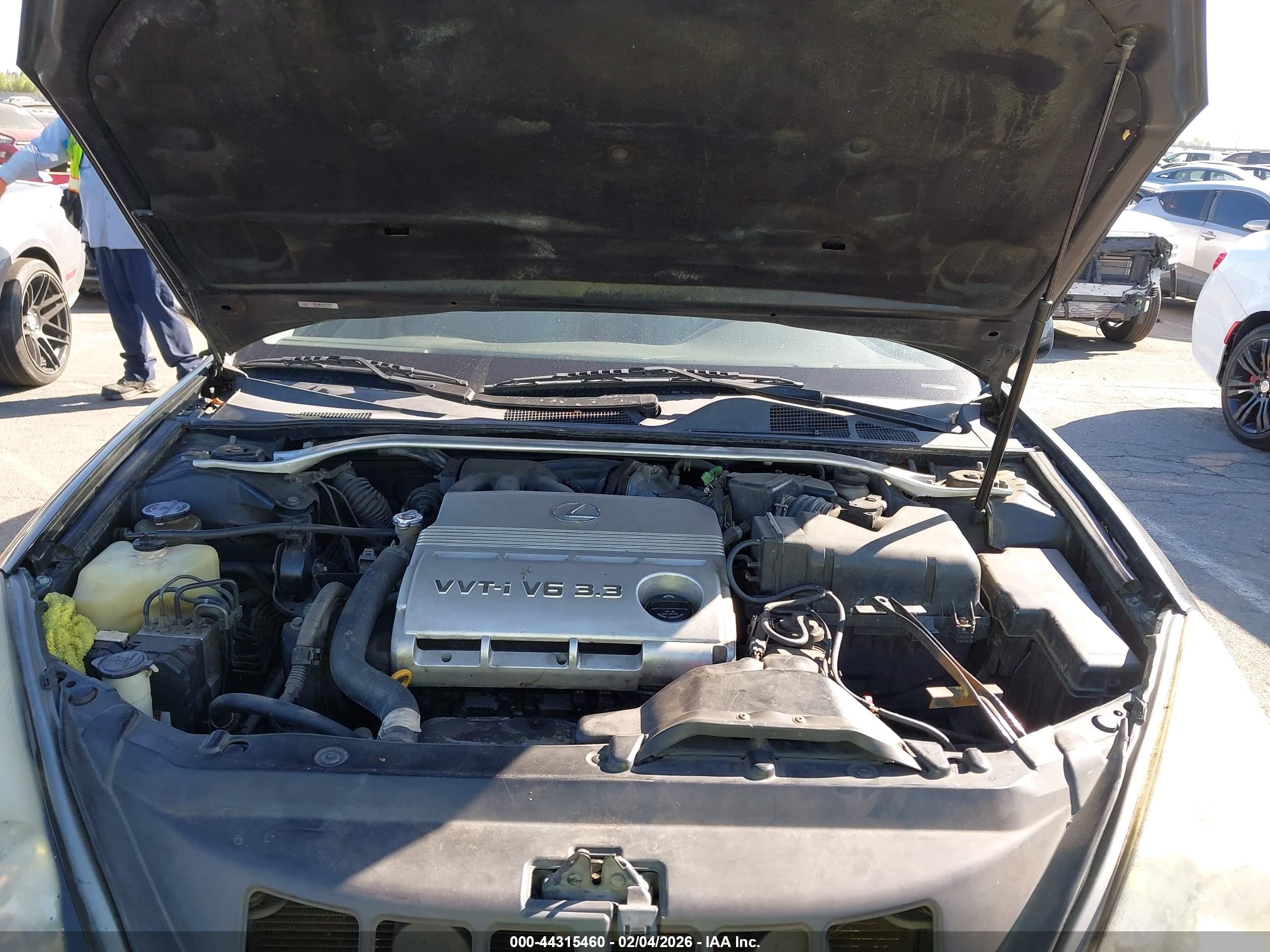 LEXUS ES image 10
