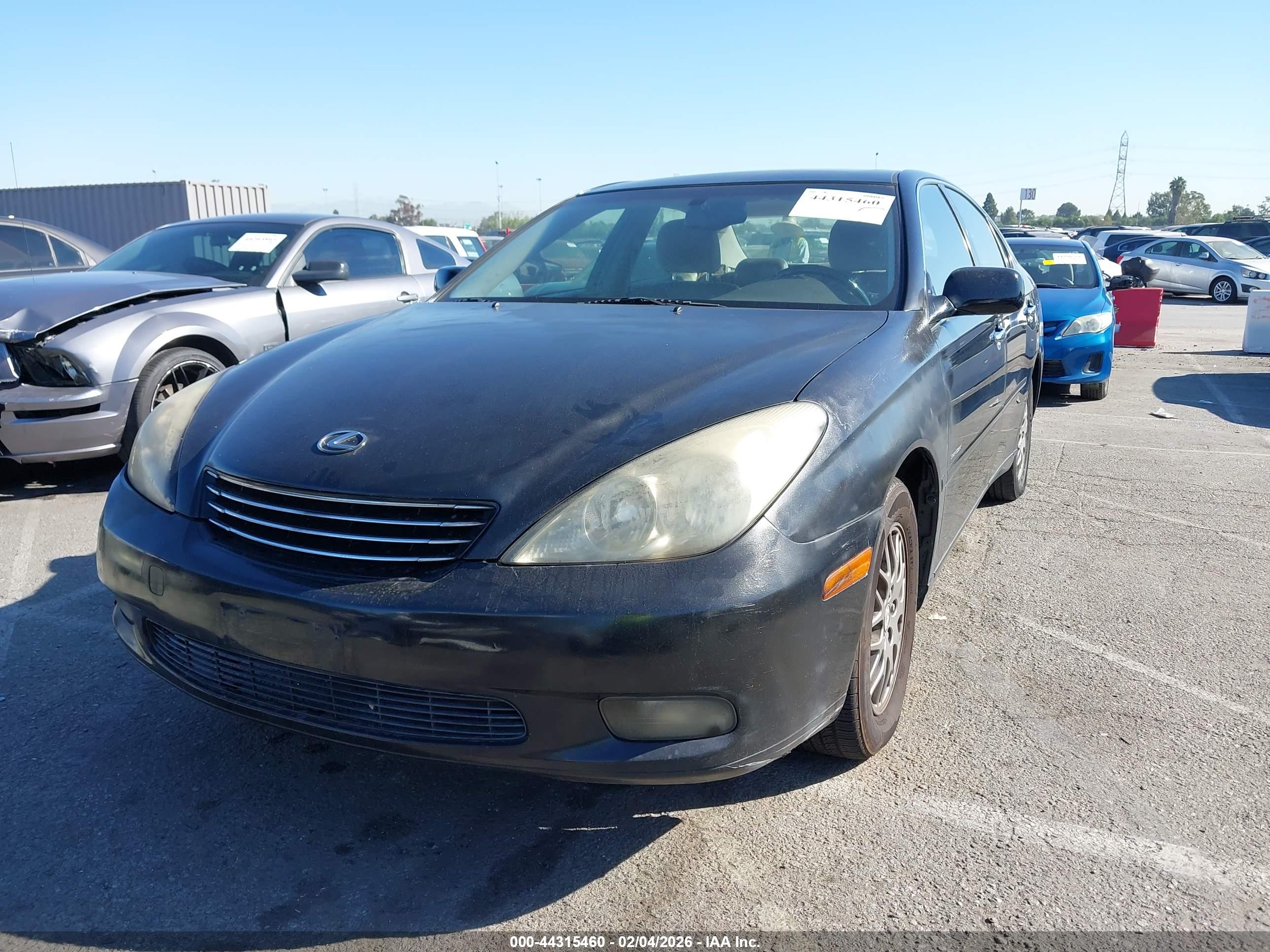 LEXUS ES image 2
