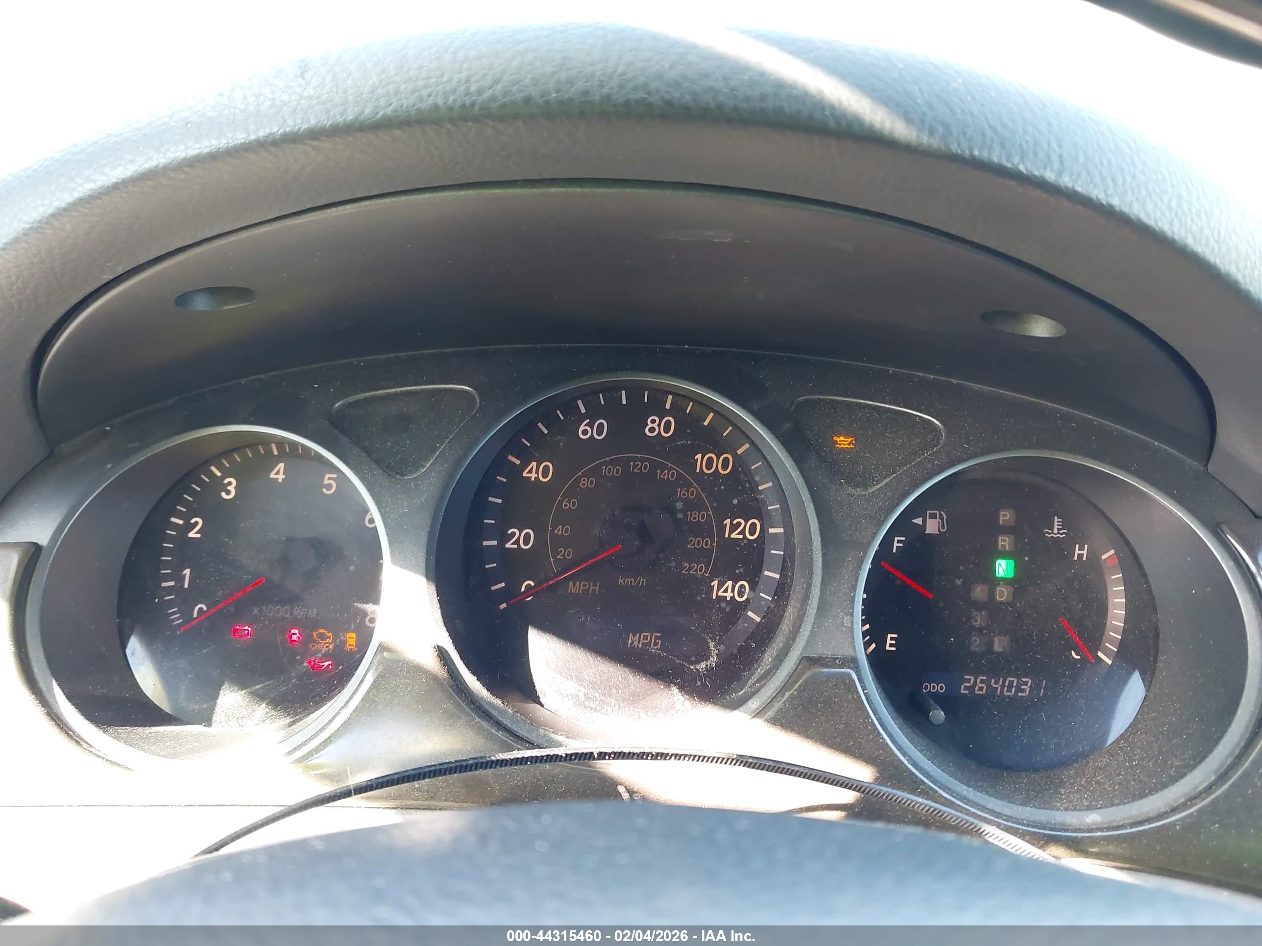 LEXUS ES image 7