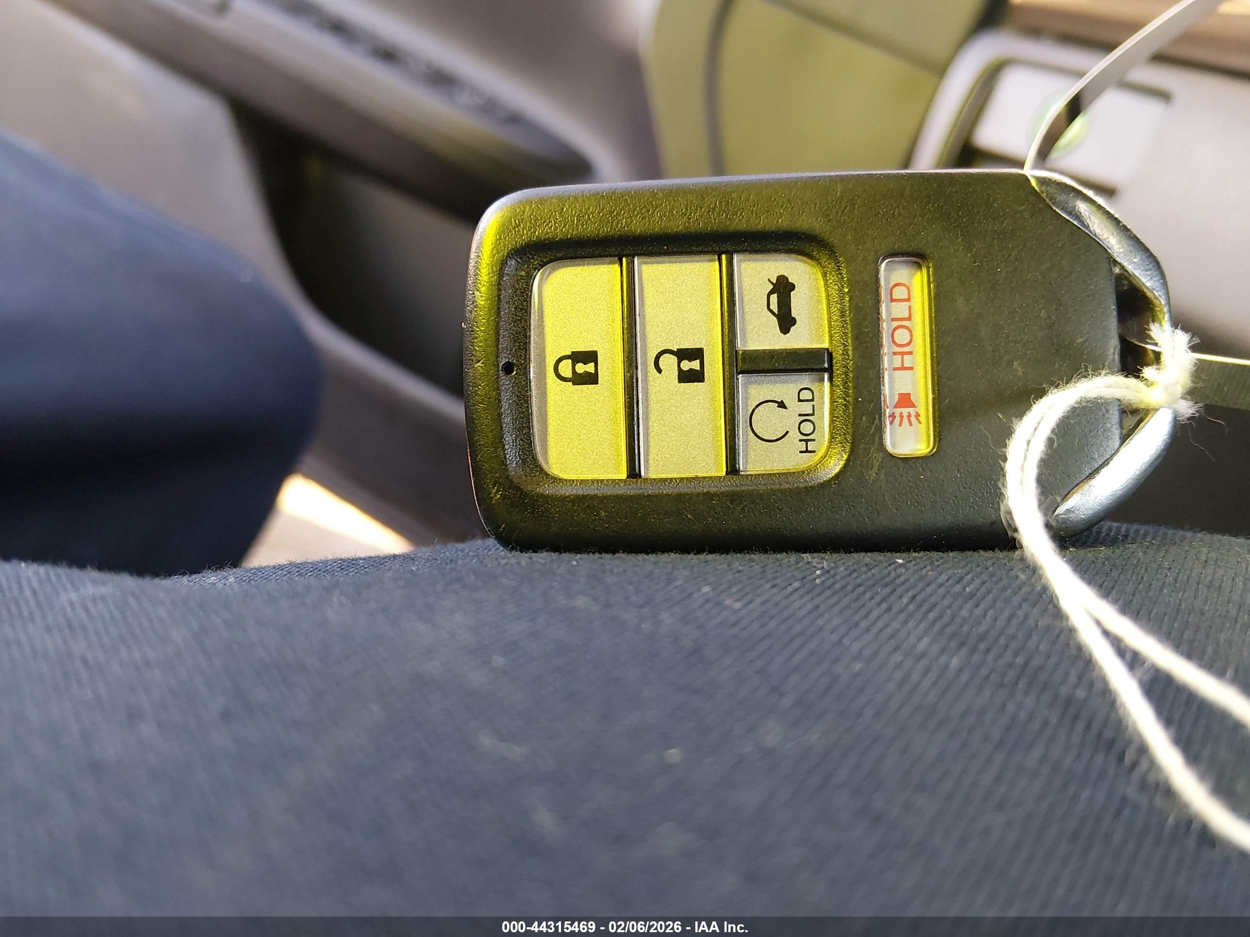 HONDA ACCORD image 11