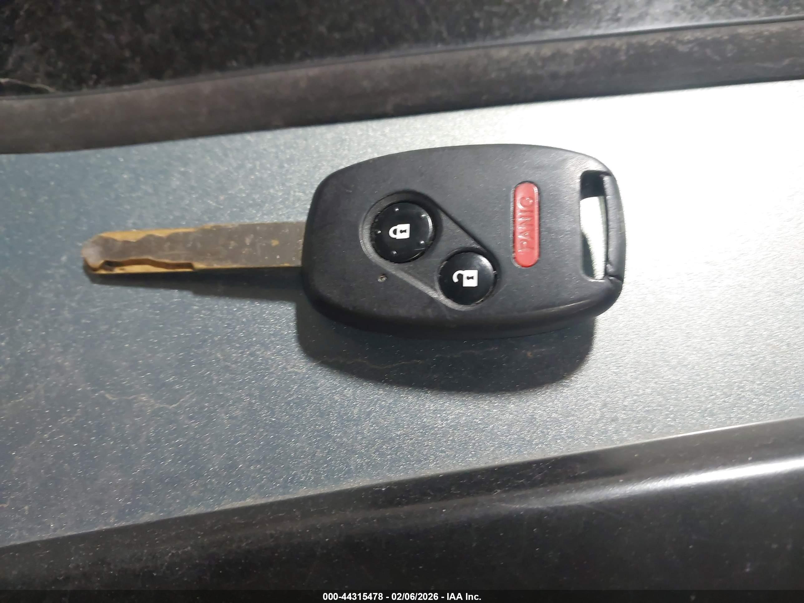 HONDA CR-V image 11