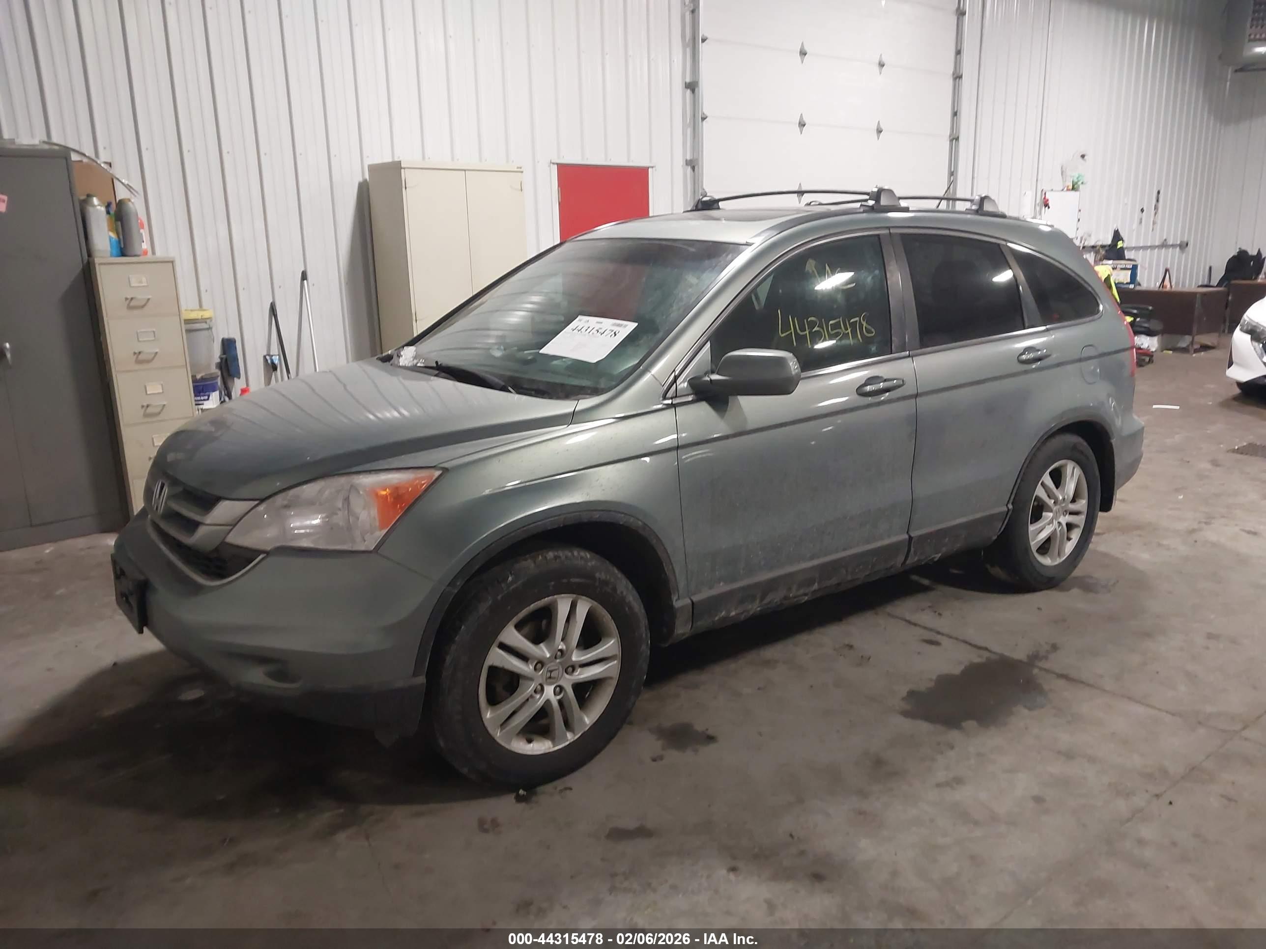 HONDA CR-V image 2