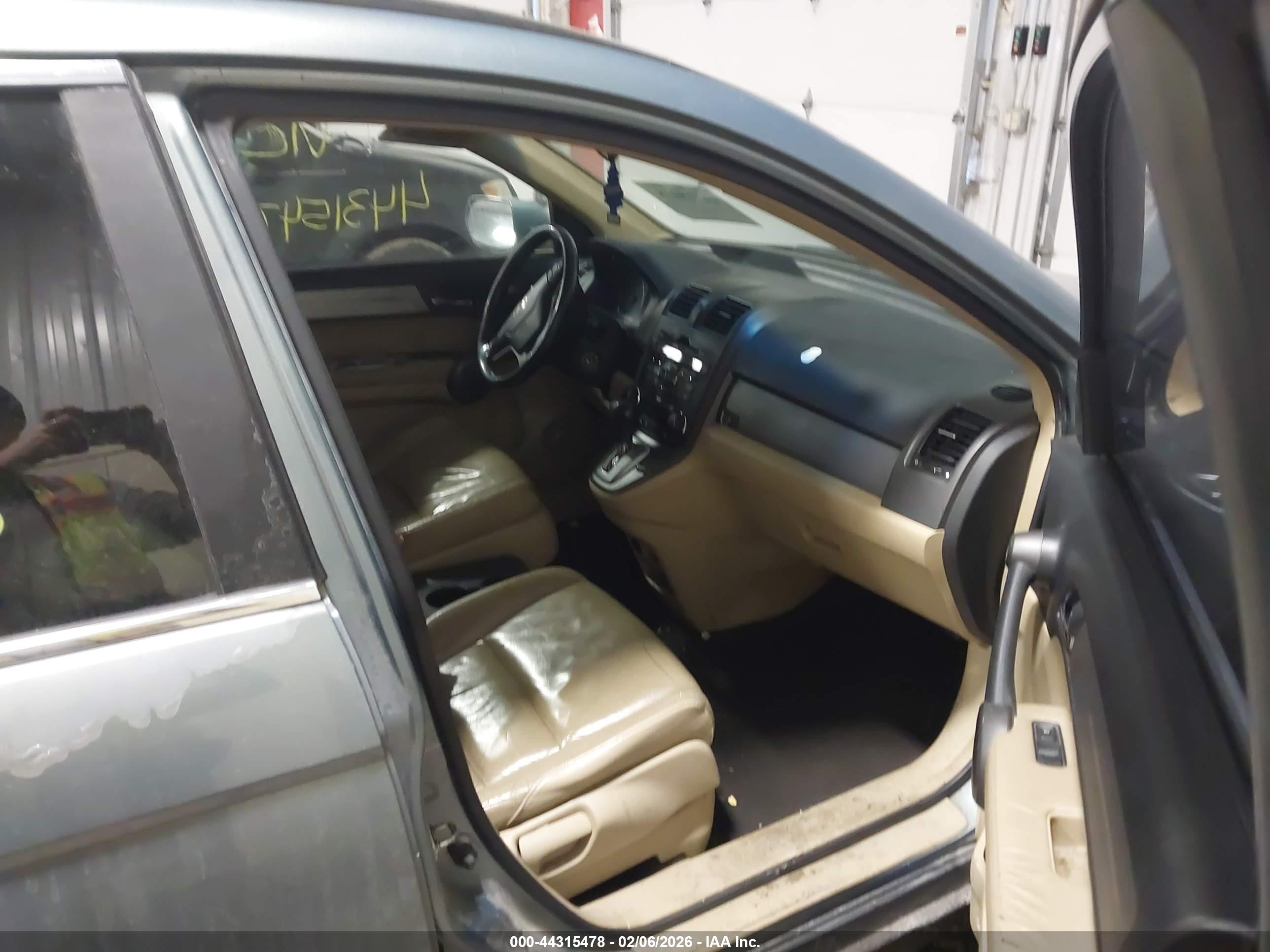 HONDA CR-V image 5