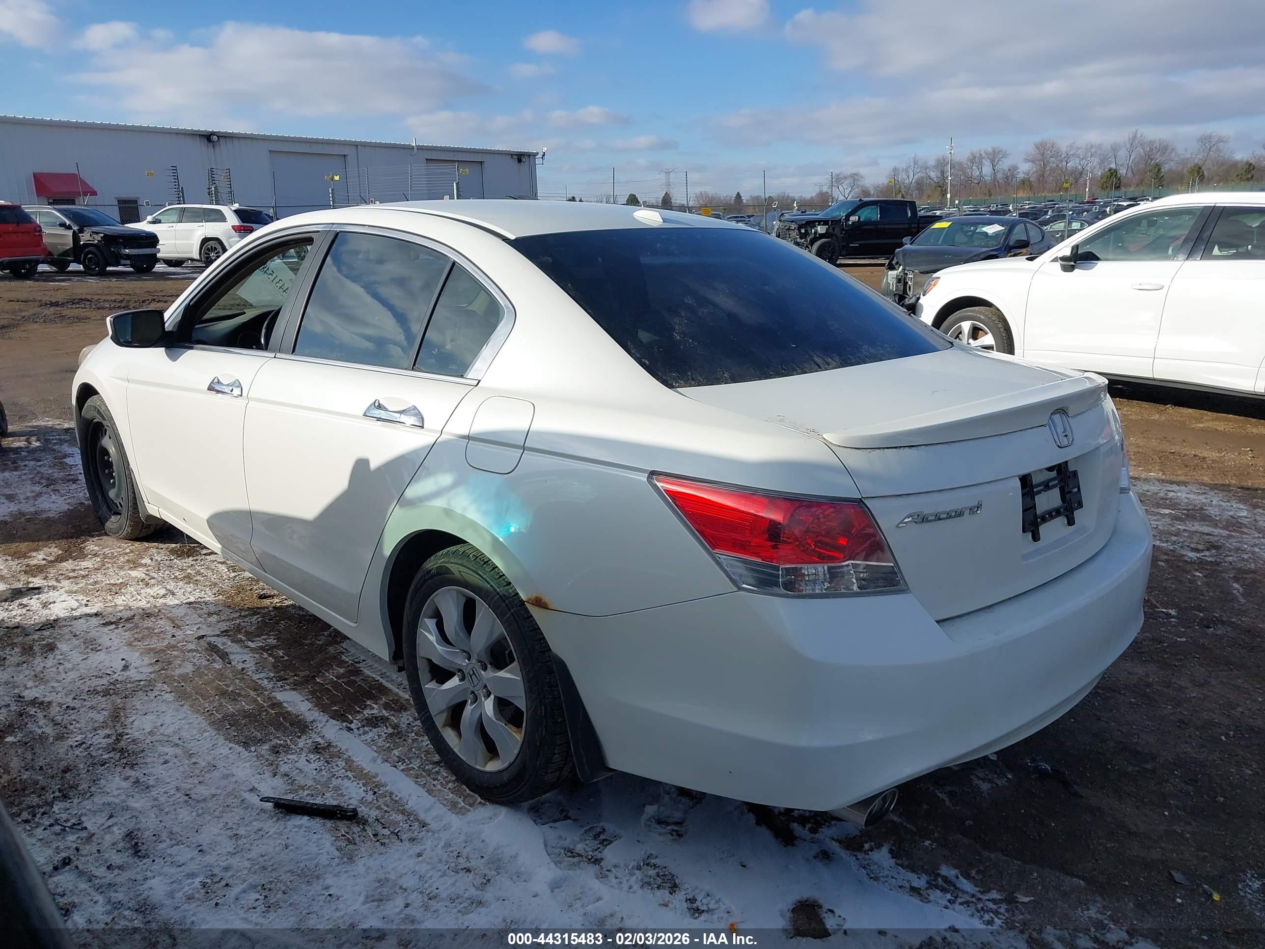 HONDA ACCORD image 3