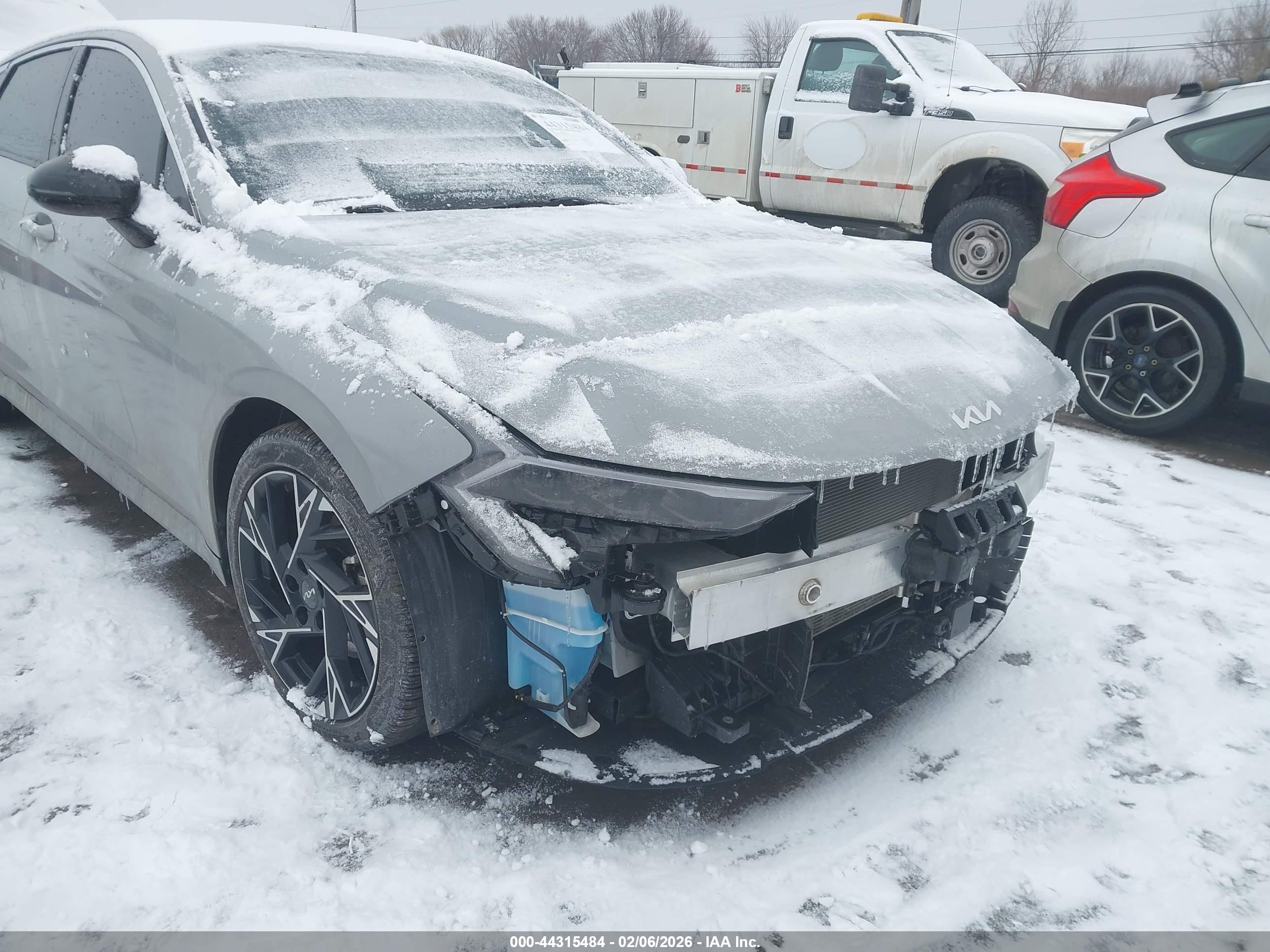 KIA K5 image 6