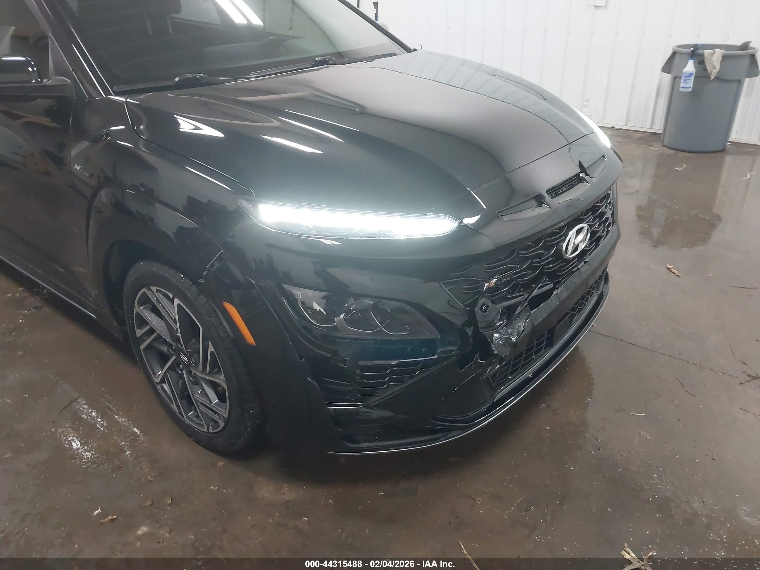HYUNDAI KONA image 6