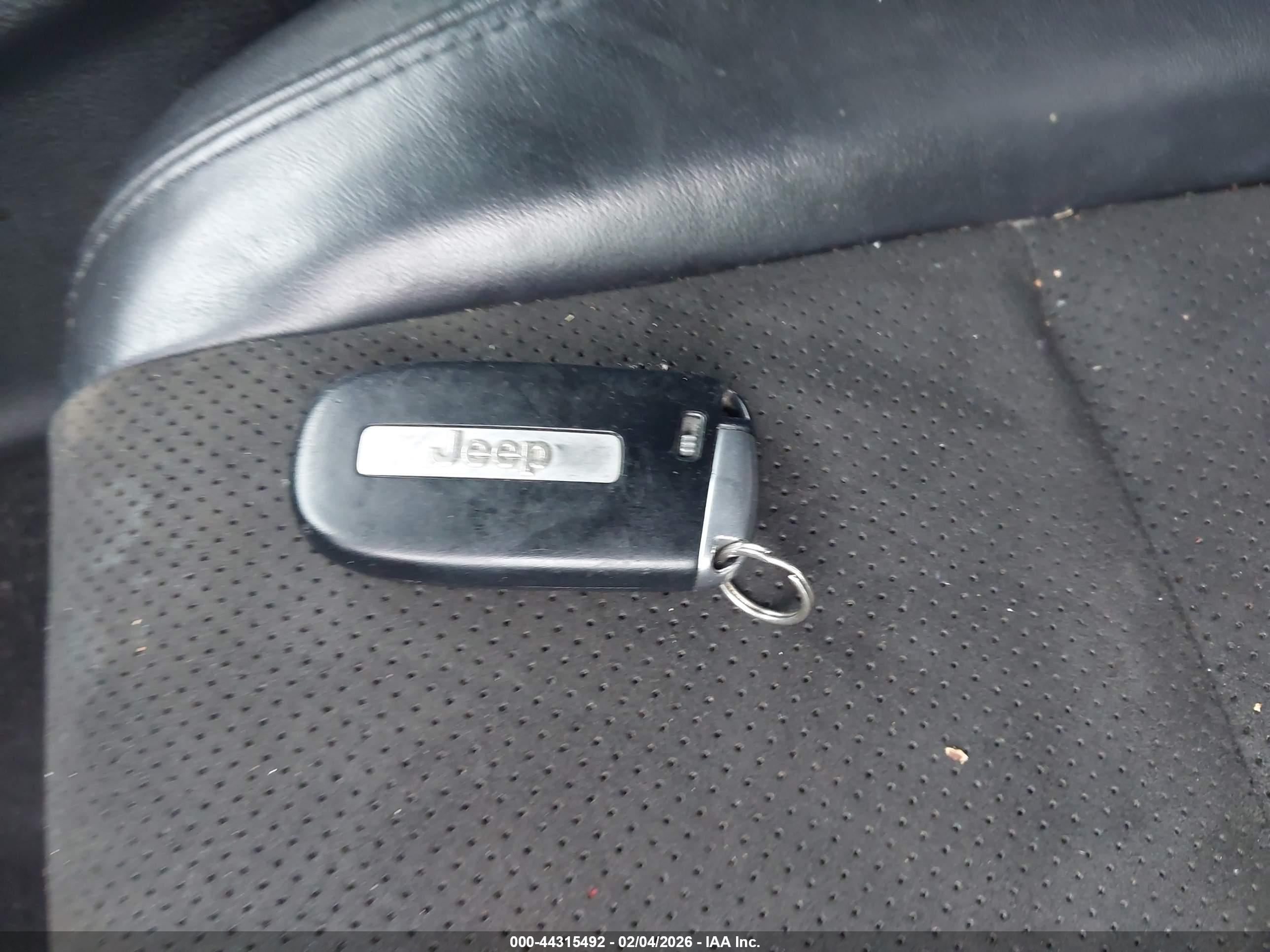 JEEP GRAND image 11