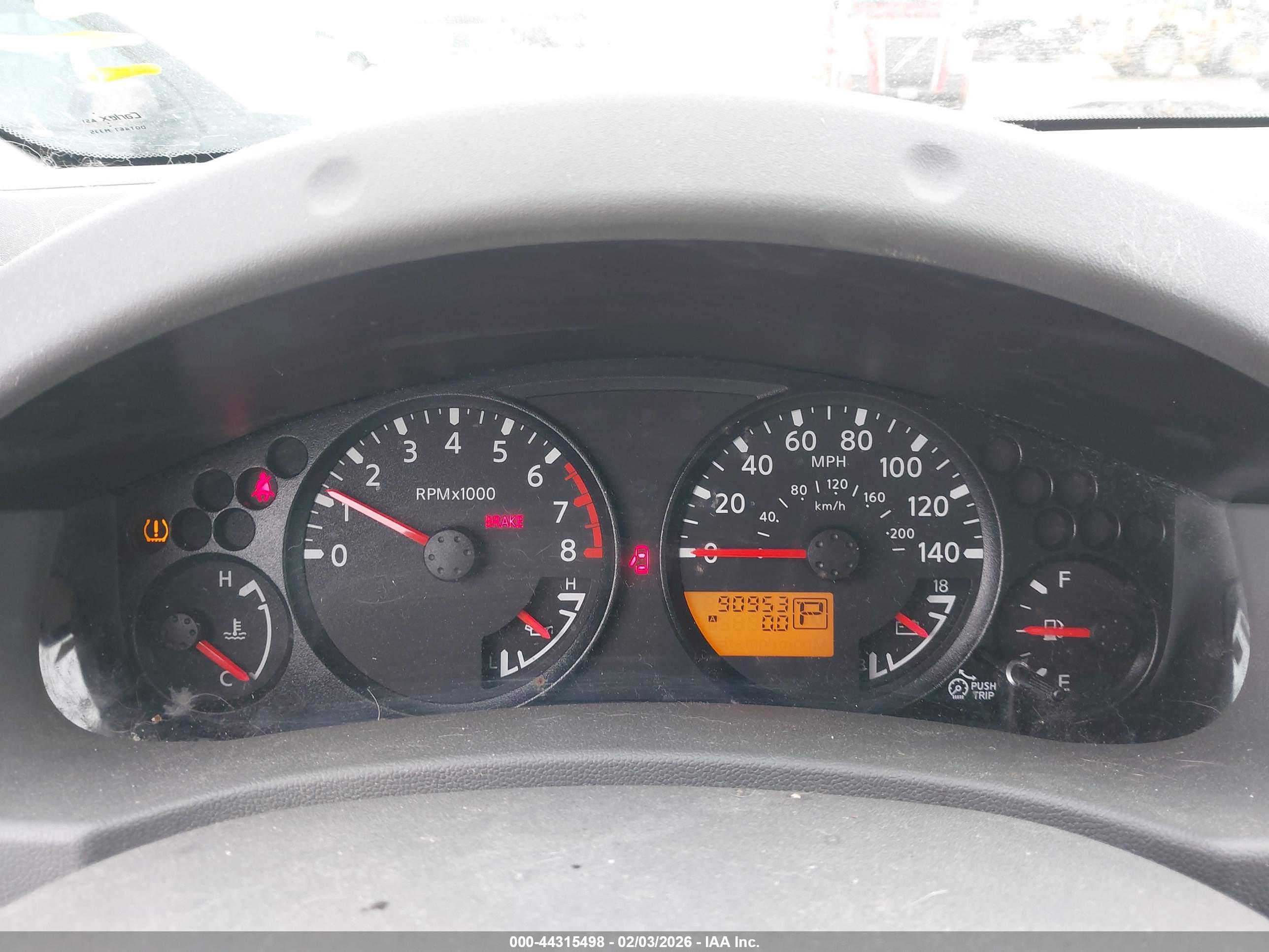 NISSAN FRONTIER image 7