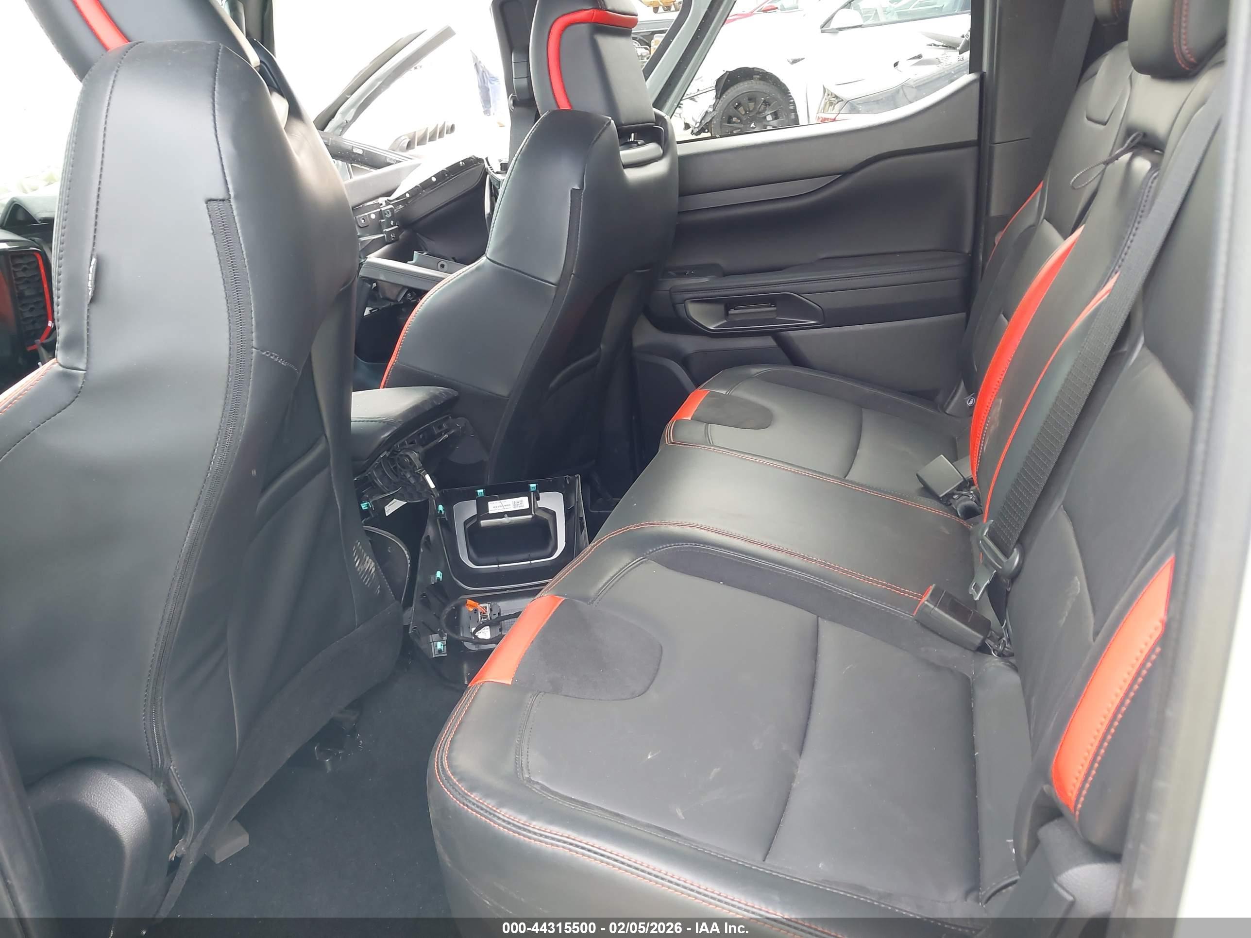 FORD RANGER image 8