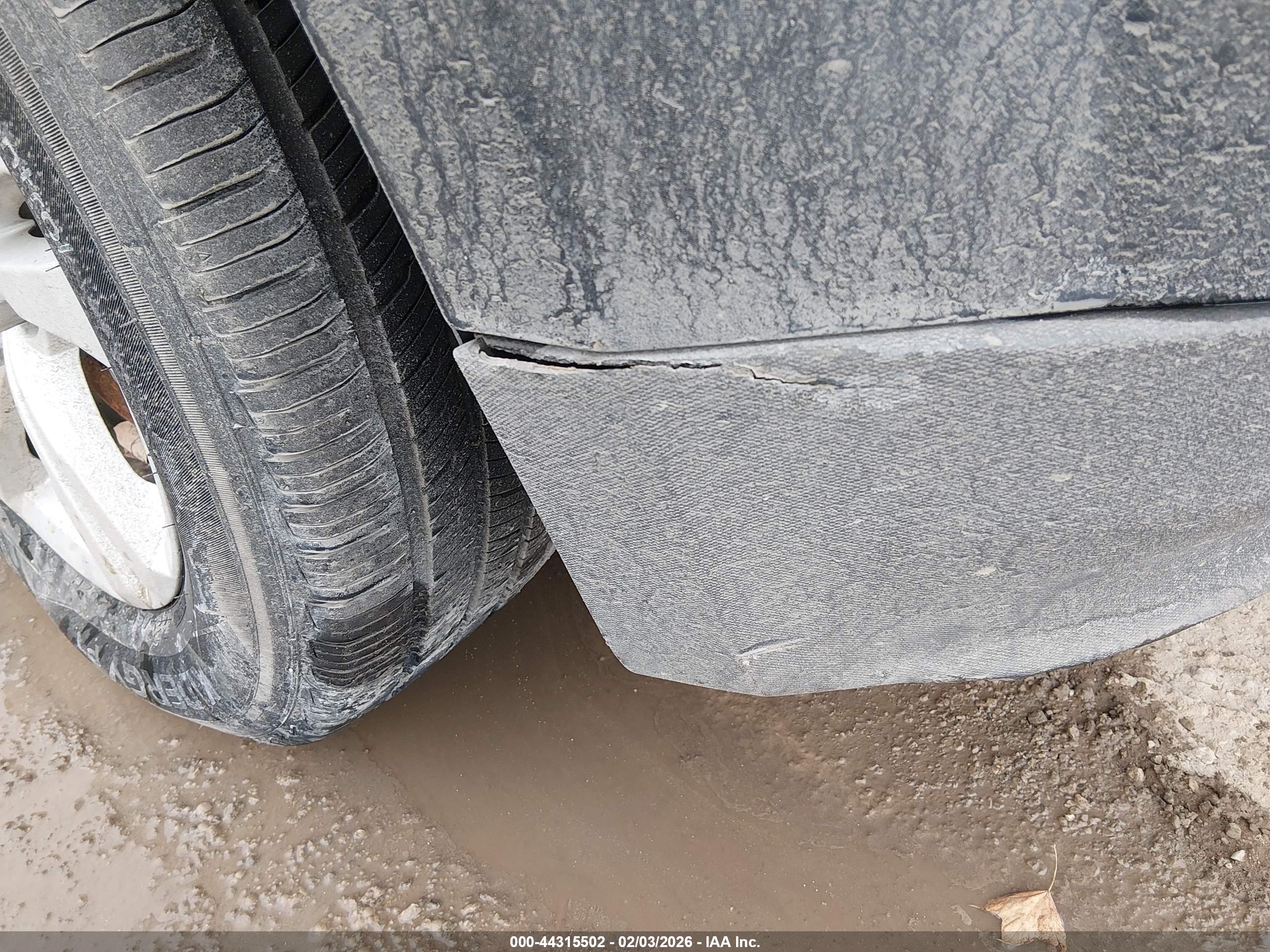 CHEVROLET EQUINOX image 6