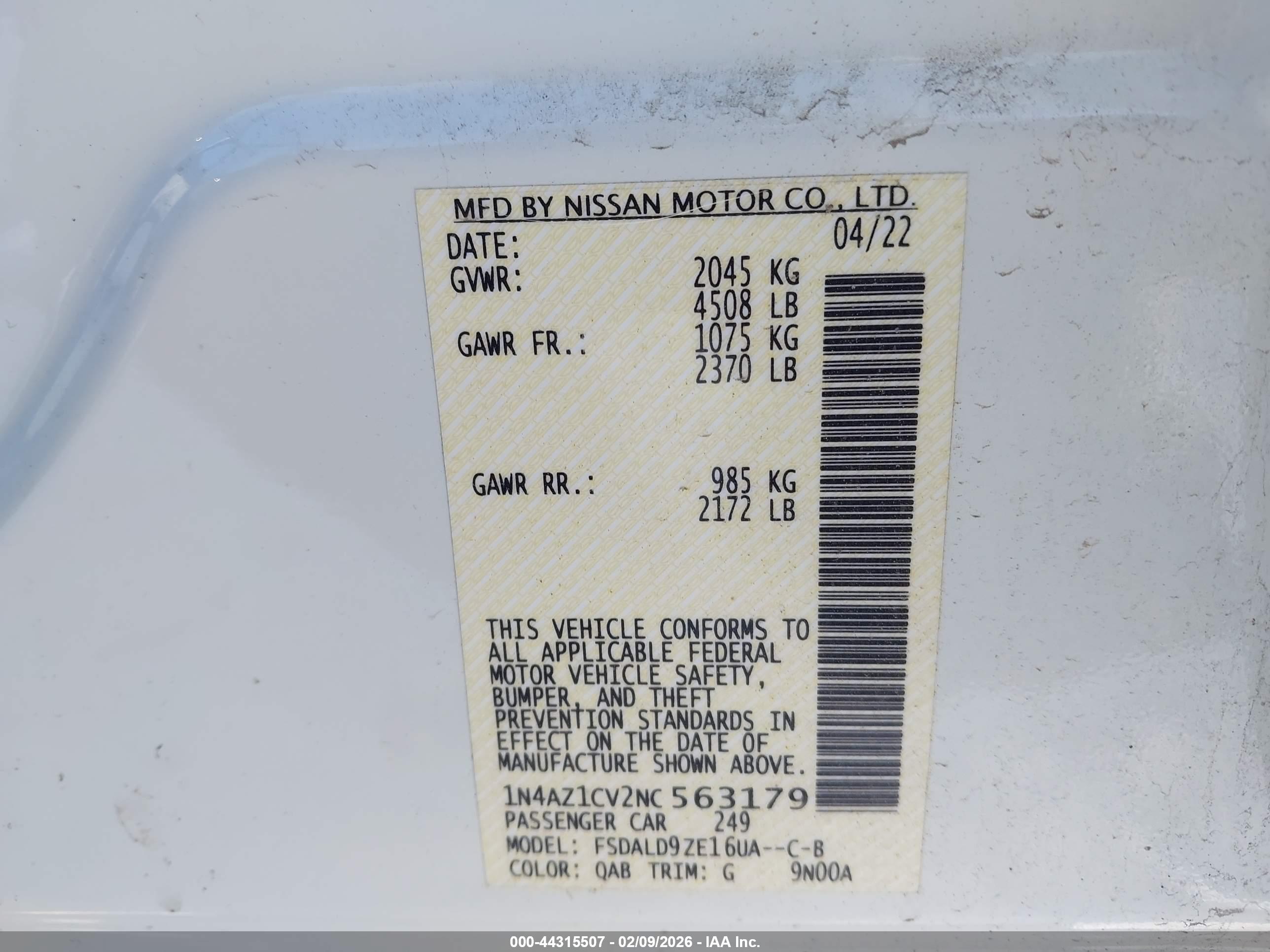 NISSAN LEAF image 9
