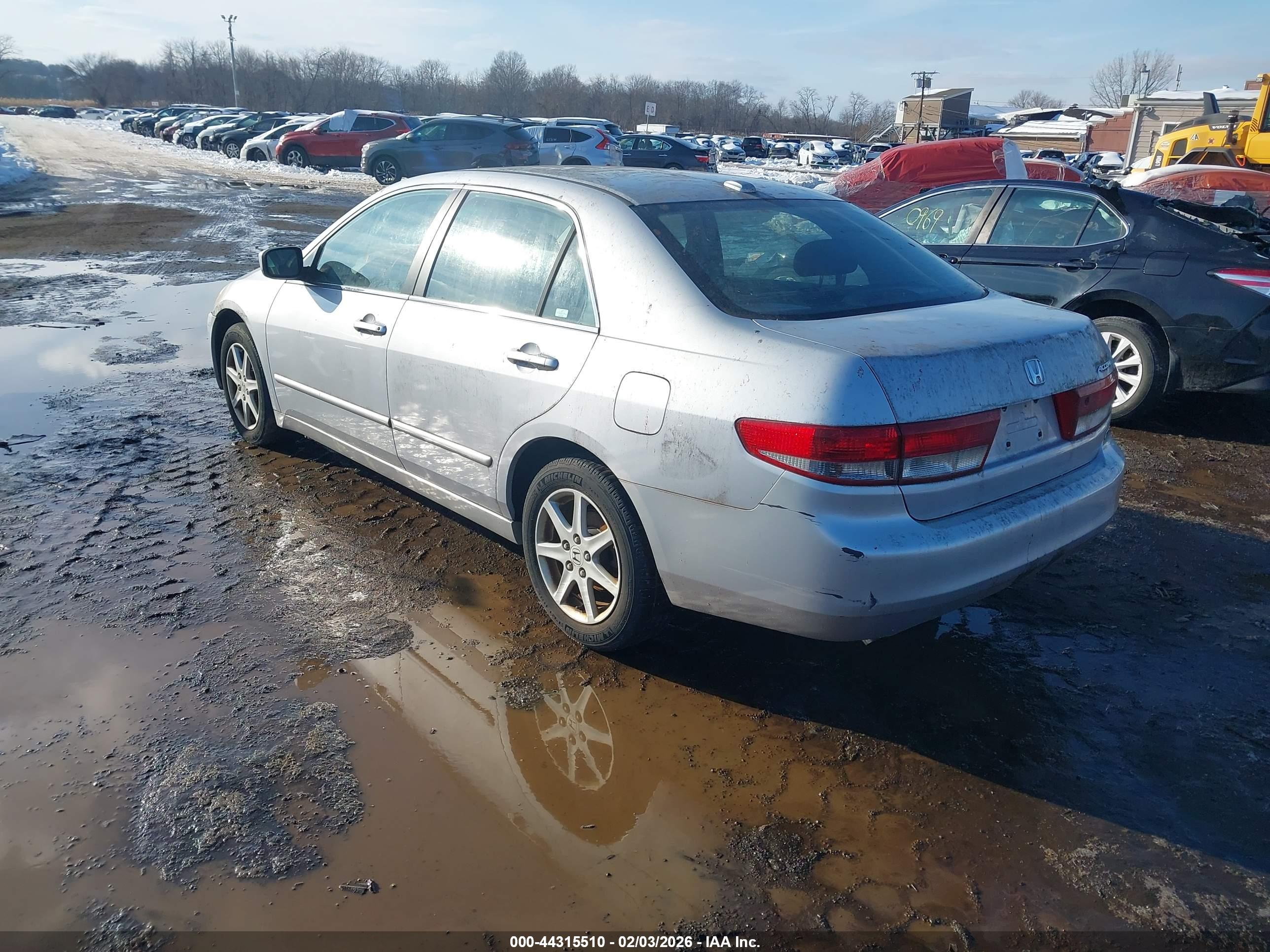 HONDA ACCORD image 3