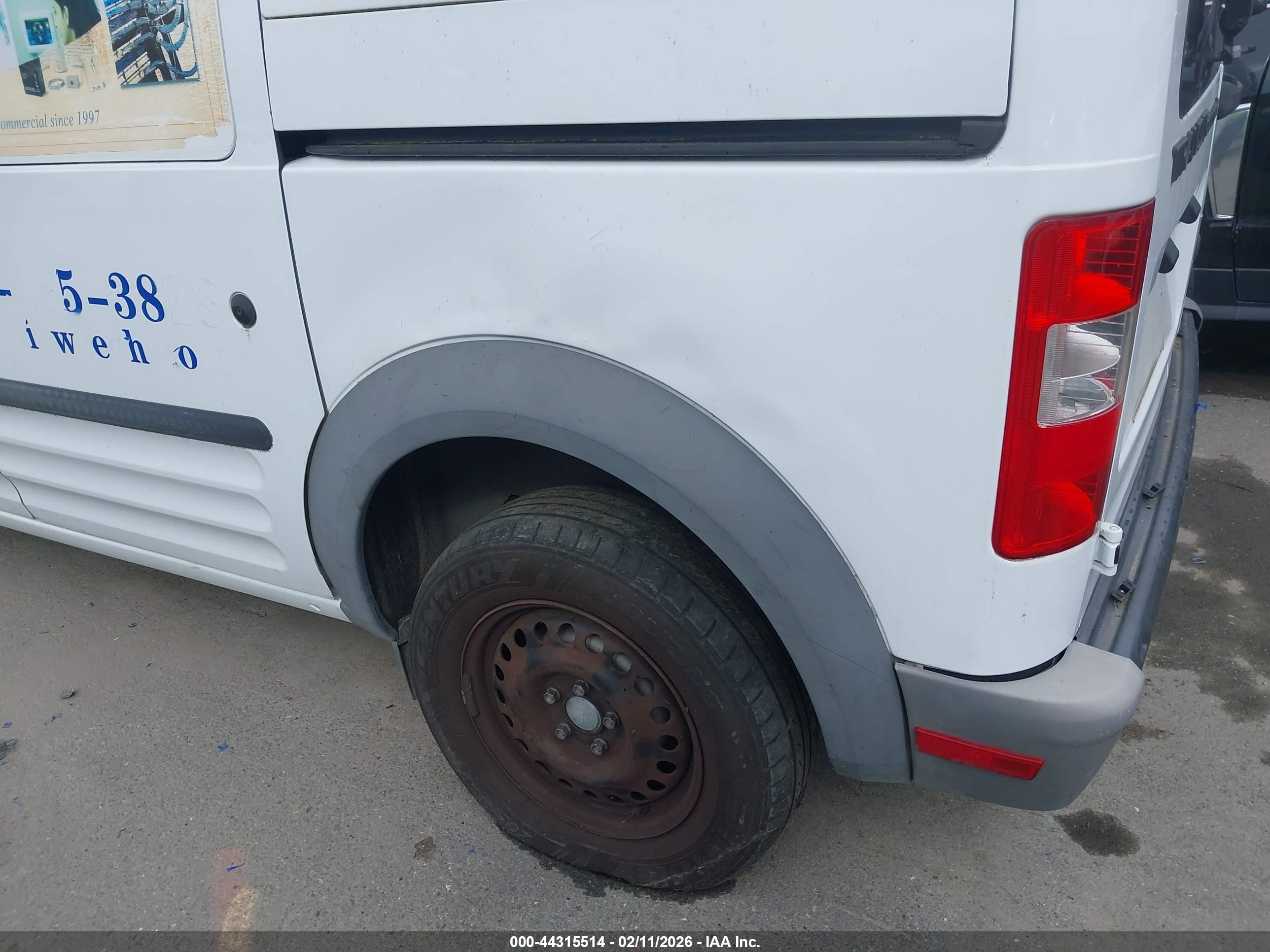 FORD TRANSIT image 6
