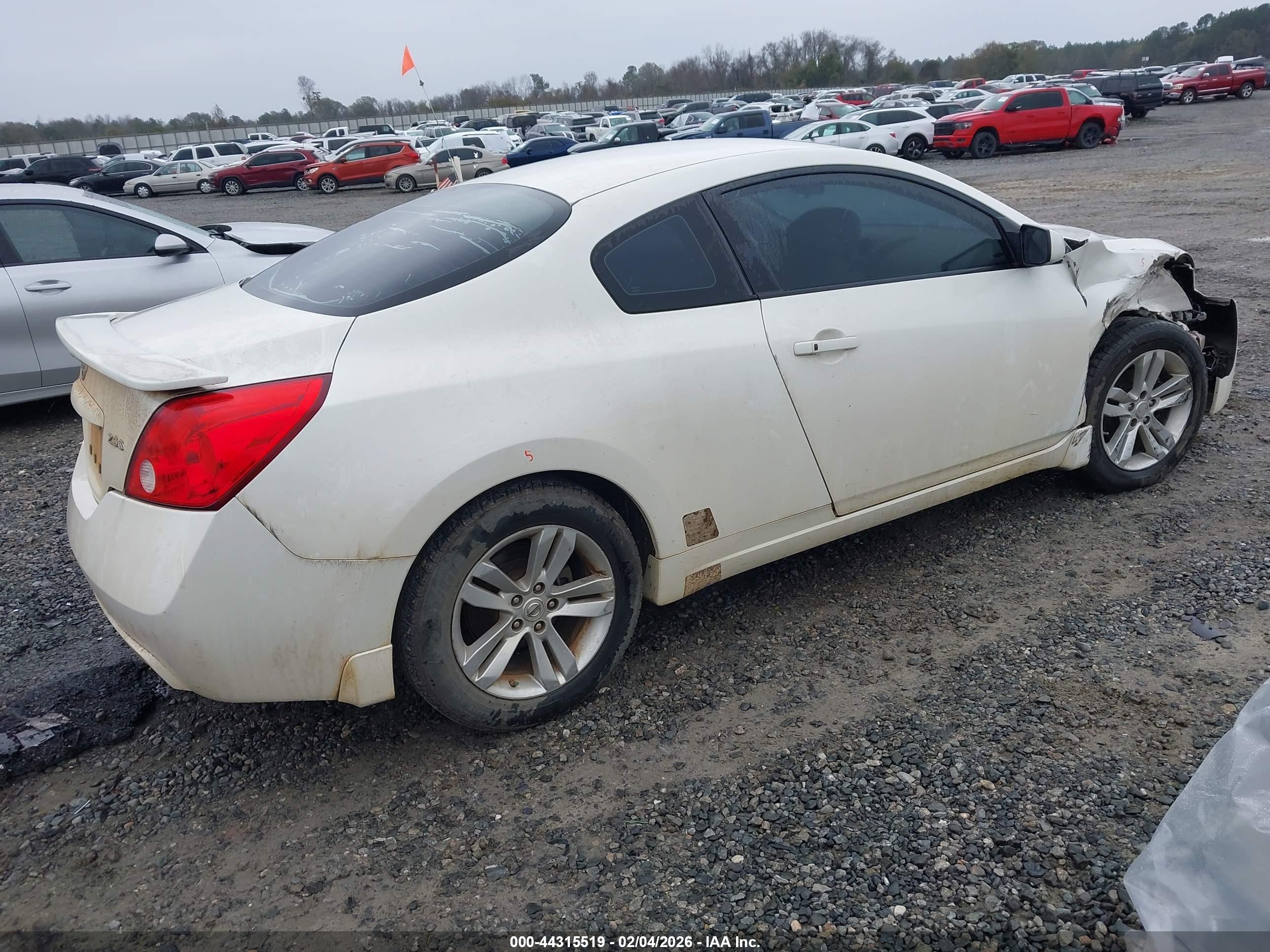 NISSAN ALTIMA image 4